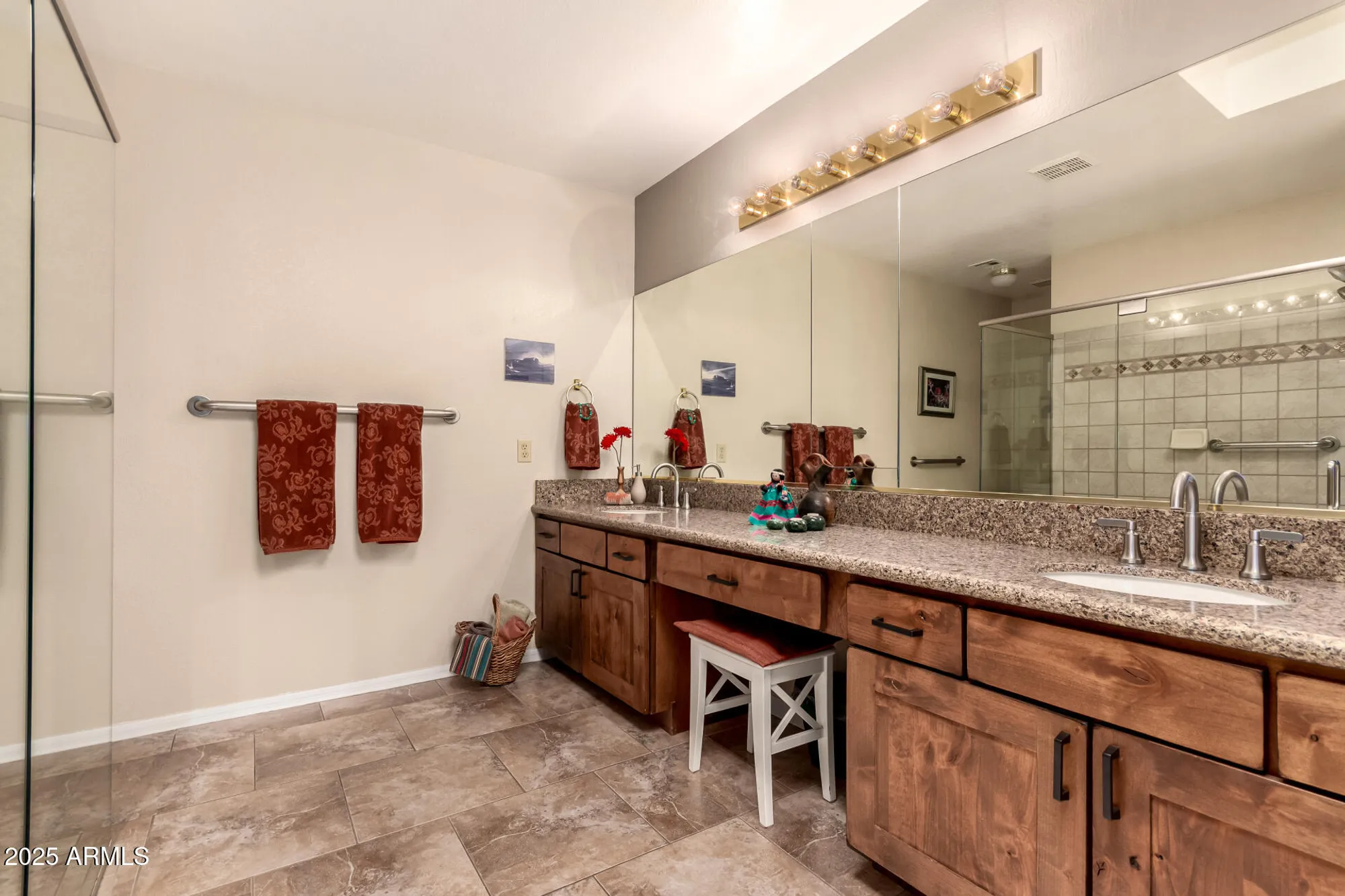 Property Slideshow image 17 of 30 | 24432 s mccorkindale ct, Sun Lakes, AZ, 85248
