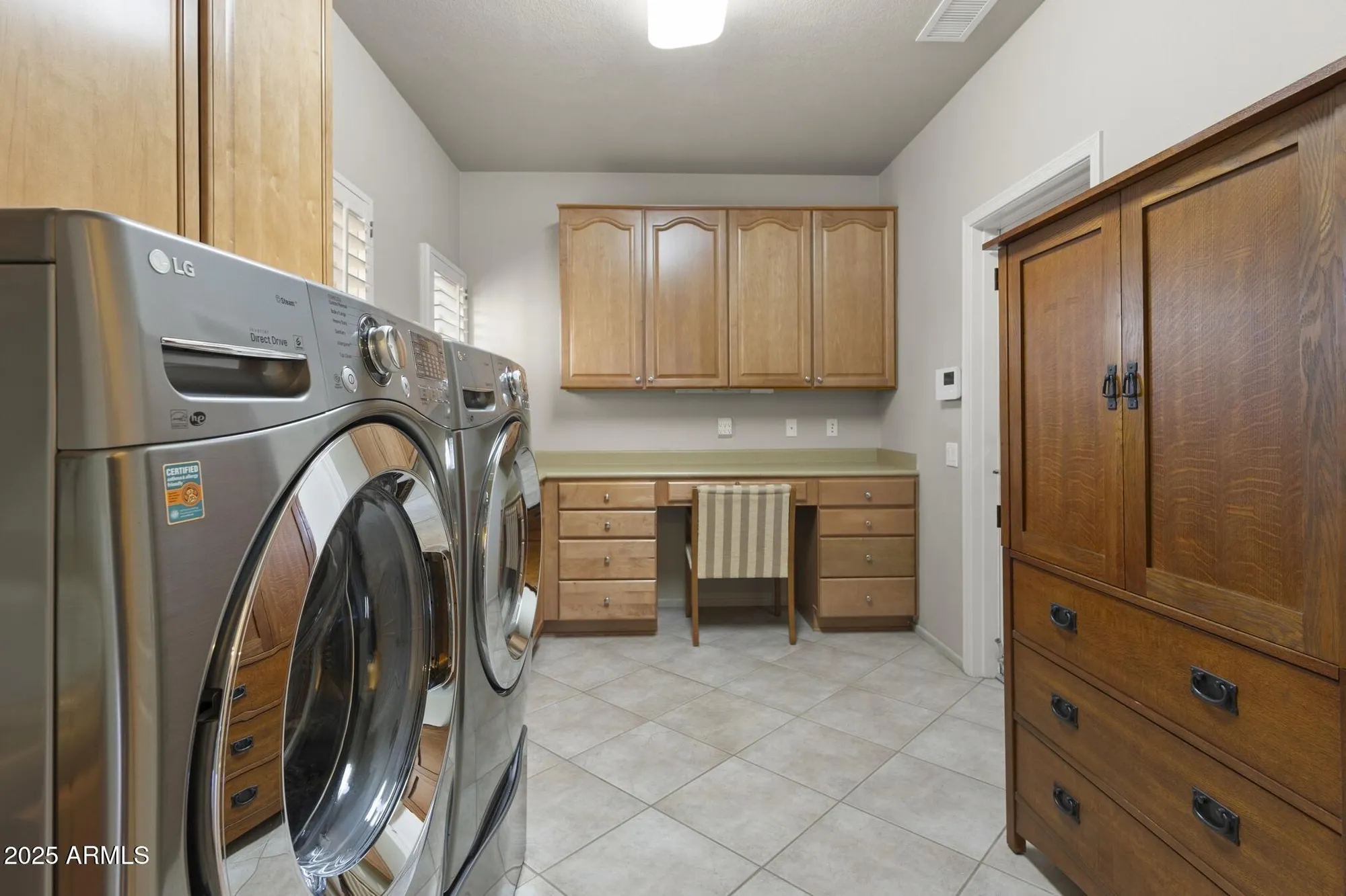 Property Slideshow image 43 of 65 | 17507 n eagle crest dr, Surprise, AZ, 85374