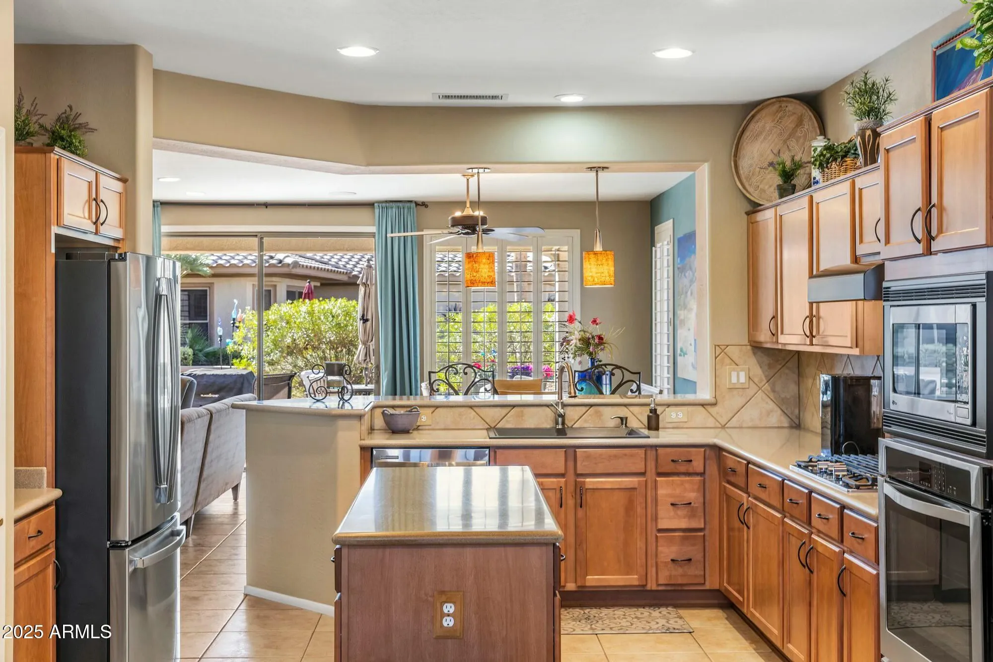 Property Slideshow image 14 of 30 | 20139 n rawhide way, Surprise, AZ, 85387