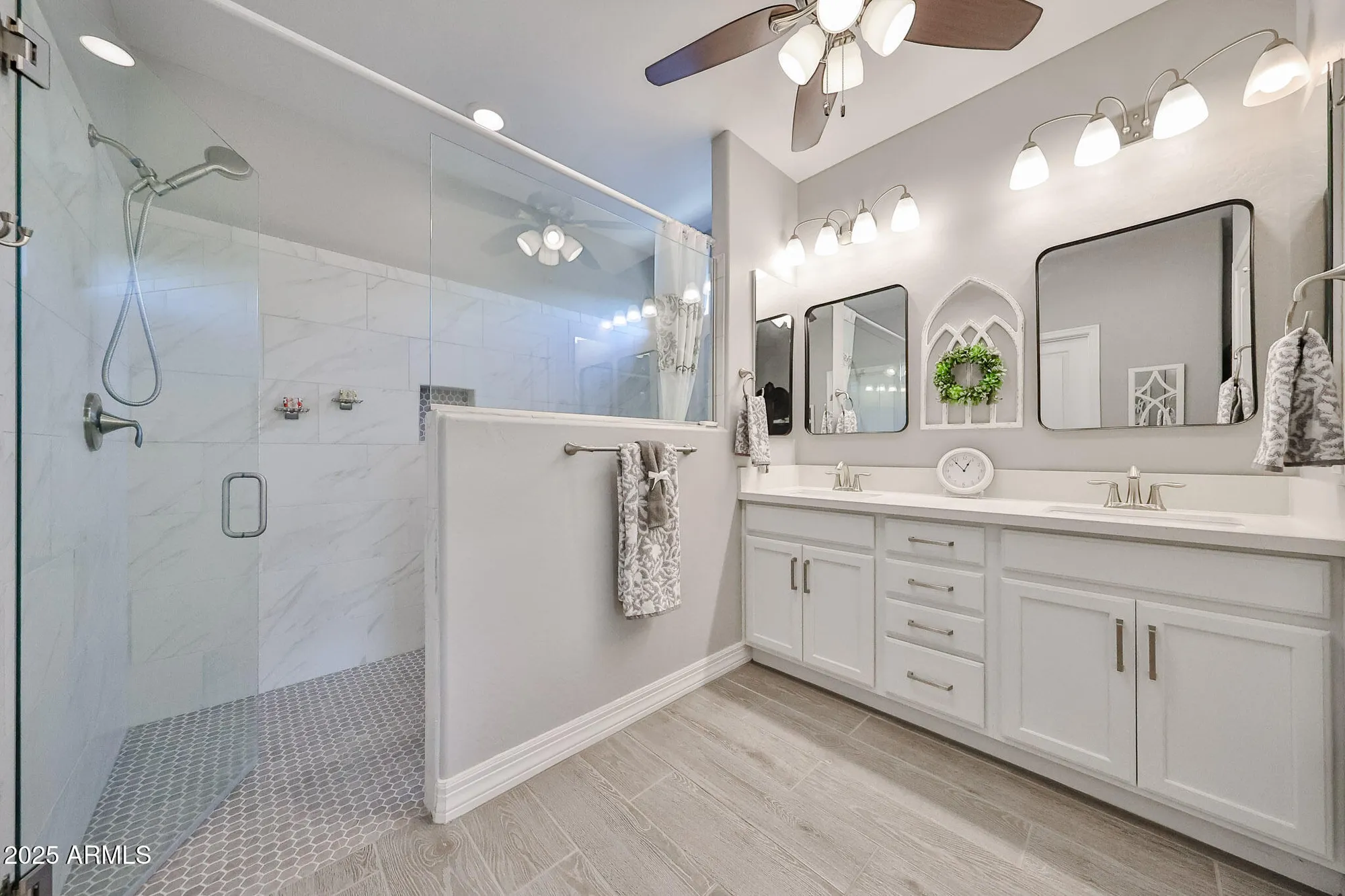 Property Slideshow image 19 of 62 | 17891 w sandalwood dr, Goodyear, AZ, 85338