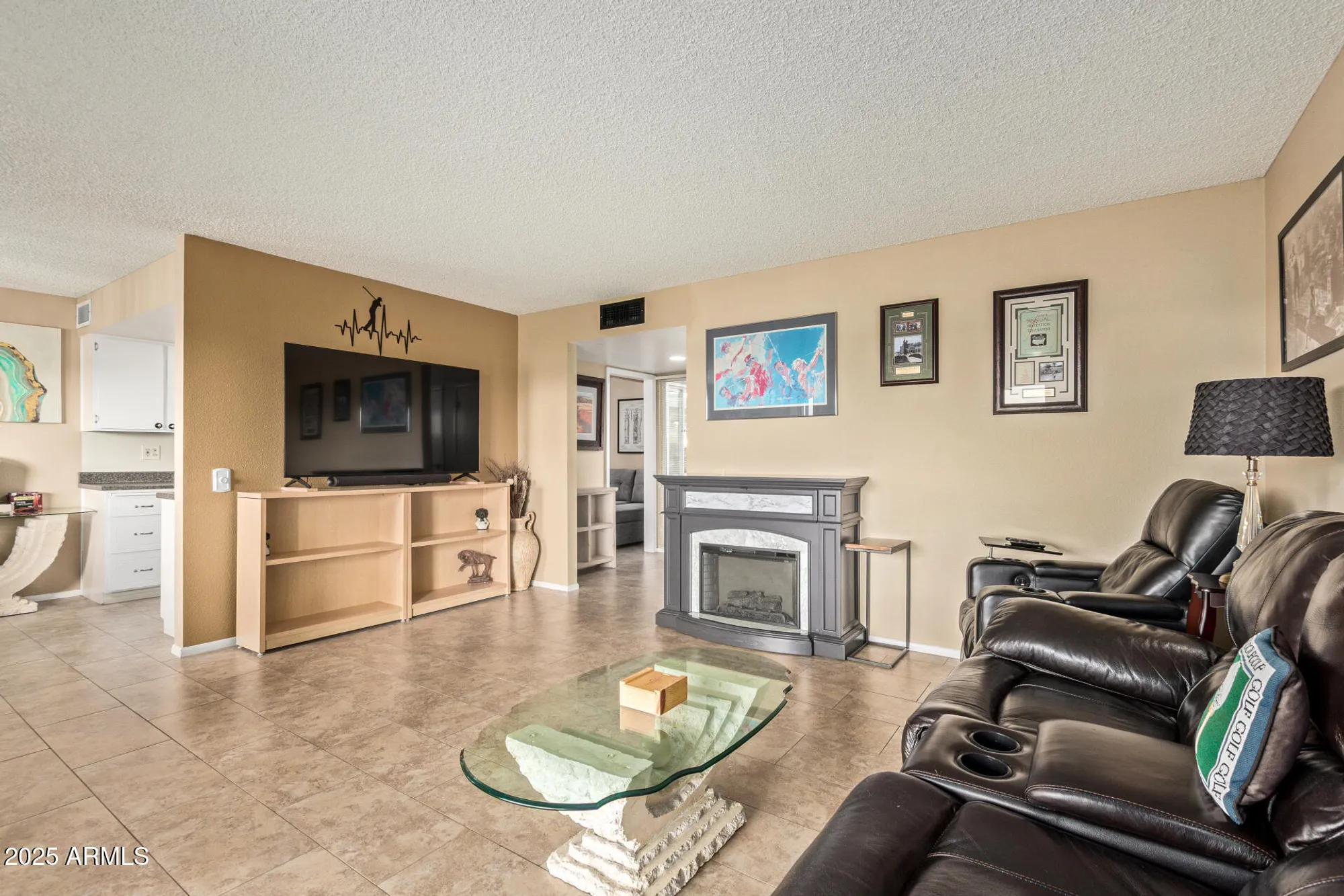 Property Slideshow image 4 of 37 | 19446 n star ridge dr, Sun City West, AZ, 85375