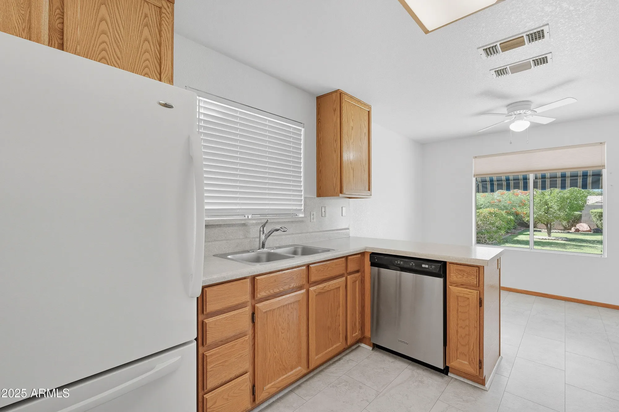 Property Slideshow image 18 of 56 | 20352 n 109th ln, Peoria, AZ, 85373