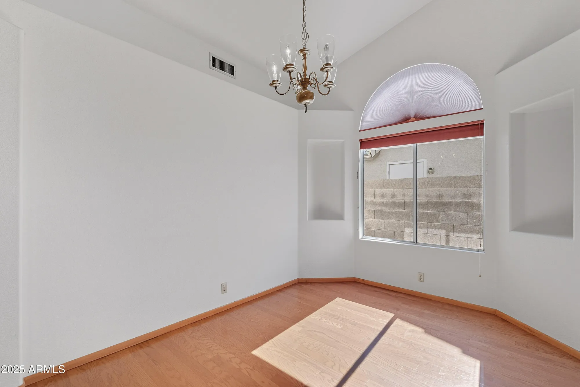 Property Slideshow image 26 of 56 | 20352 n 109th ln, Peoria, AZ, 85373