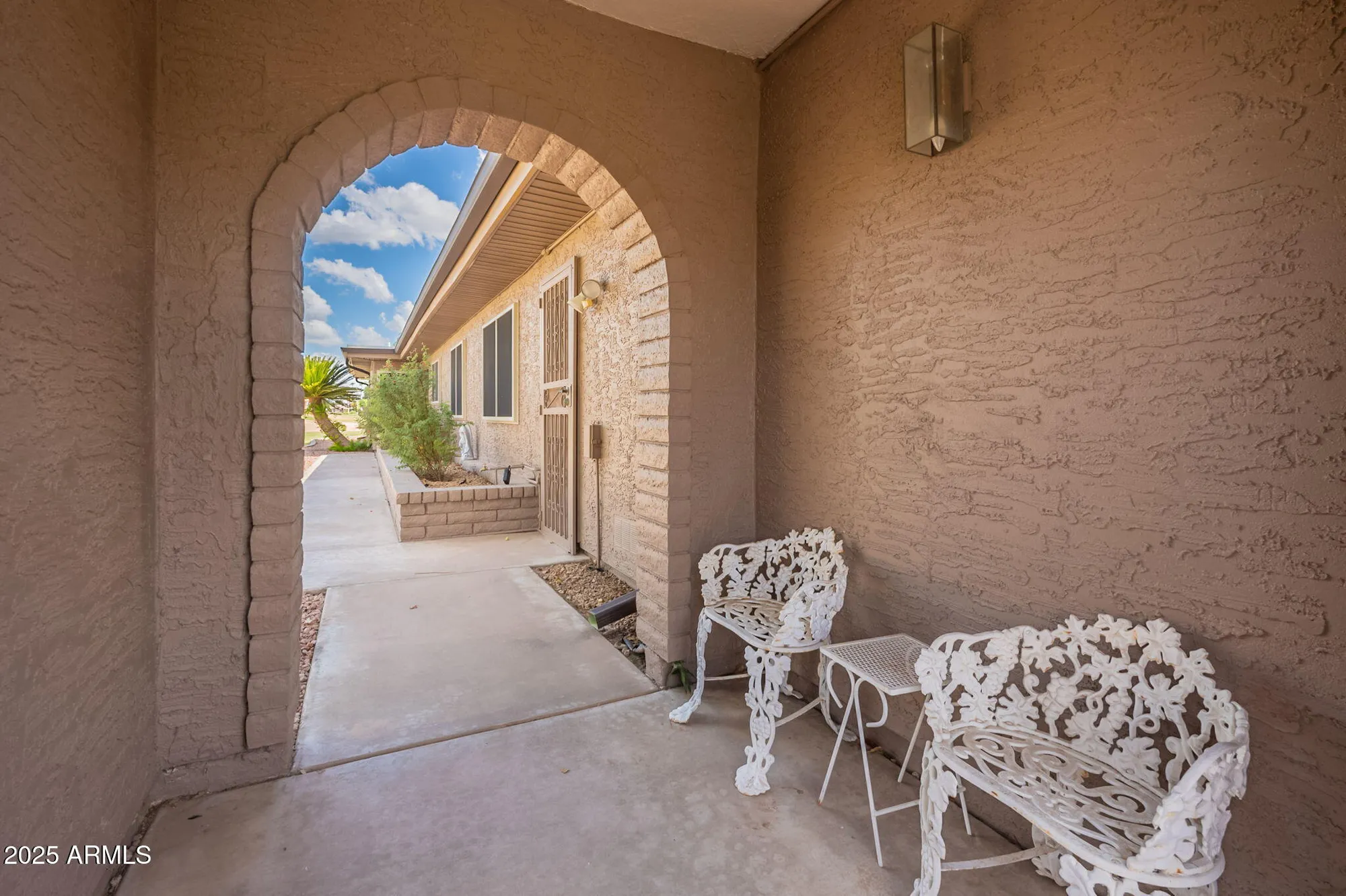 Property Slideshow image 11 of 63 | 25223 s berry brook dr, Sun Lakes, AZ, 85248