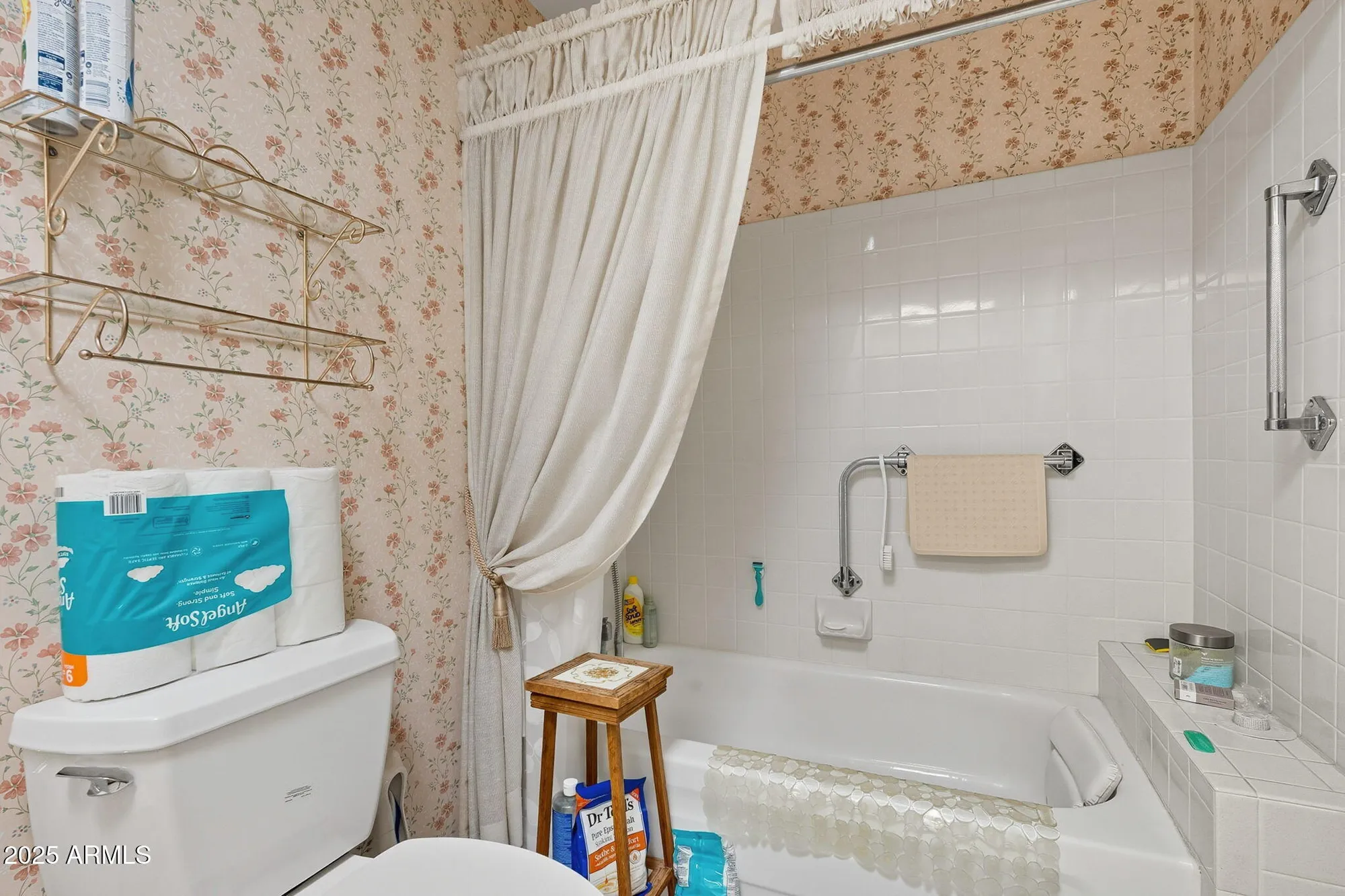 Property Slideshow image 44 of 63 | 25223 s berry brook dr, Sun Lakes, AZ, 85248