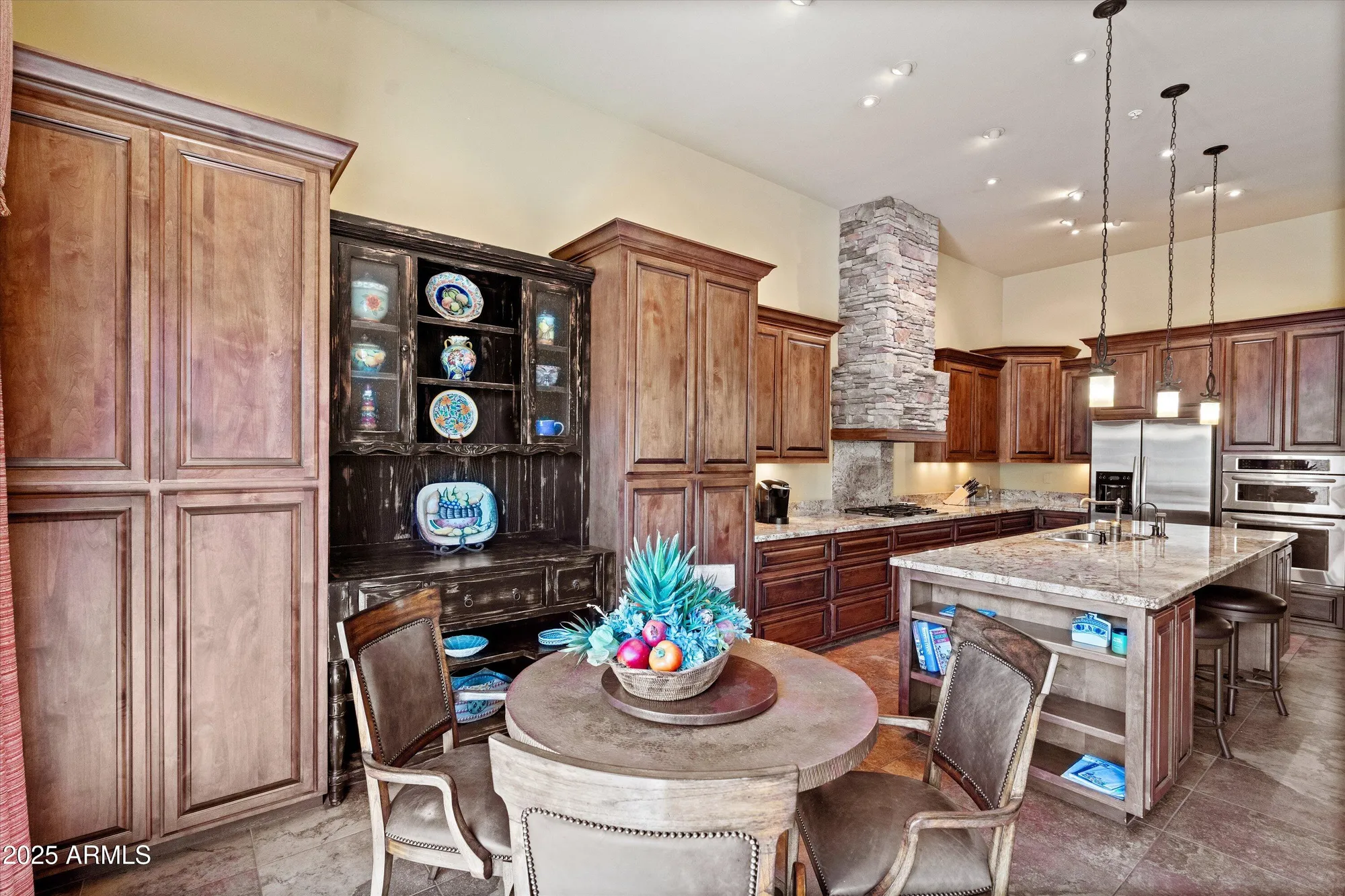 Property Slideshow image 19 of 48 | 6537 e shooting star way, Scottsdale, AZ, 85266