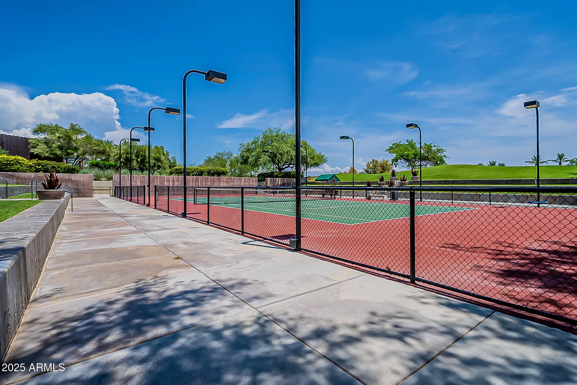 Property Slideshow image 65 of 75 | 12368 w running deer trl, Peoria, AZ, 85383