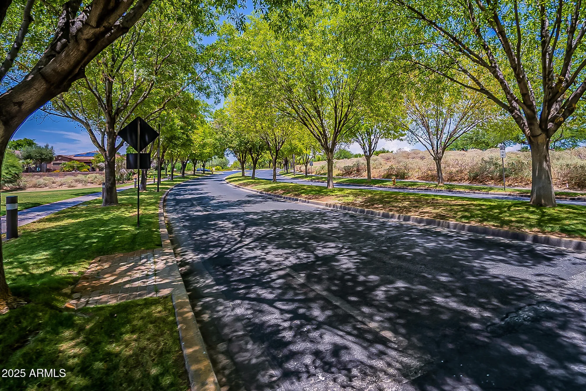 Property Slideshow image 69 of 75 | 12368 w running deer trl, Peoria, AZ, 85383