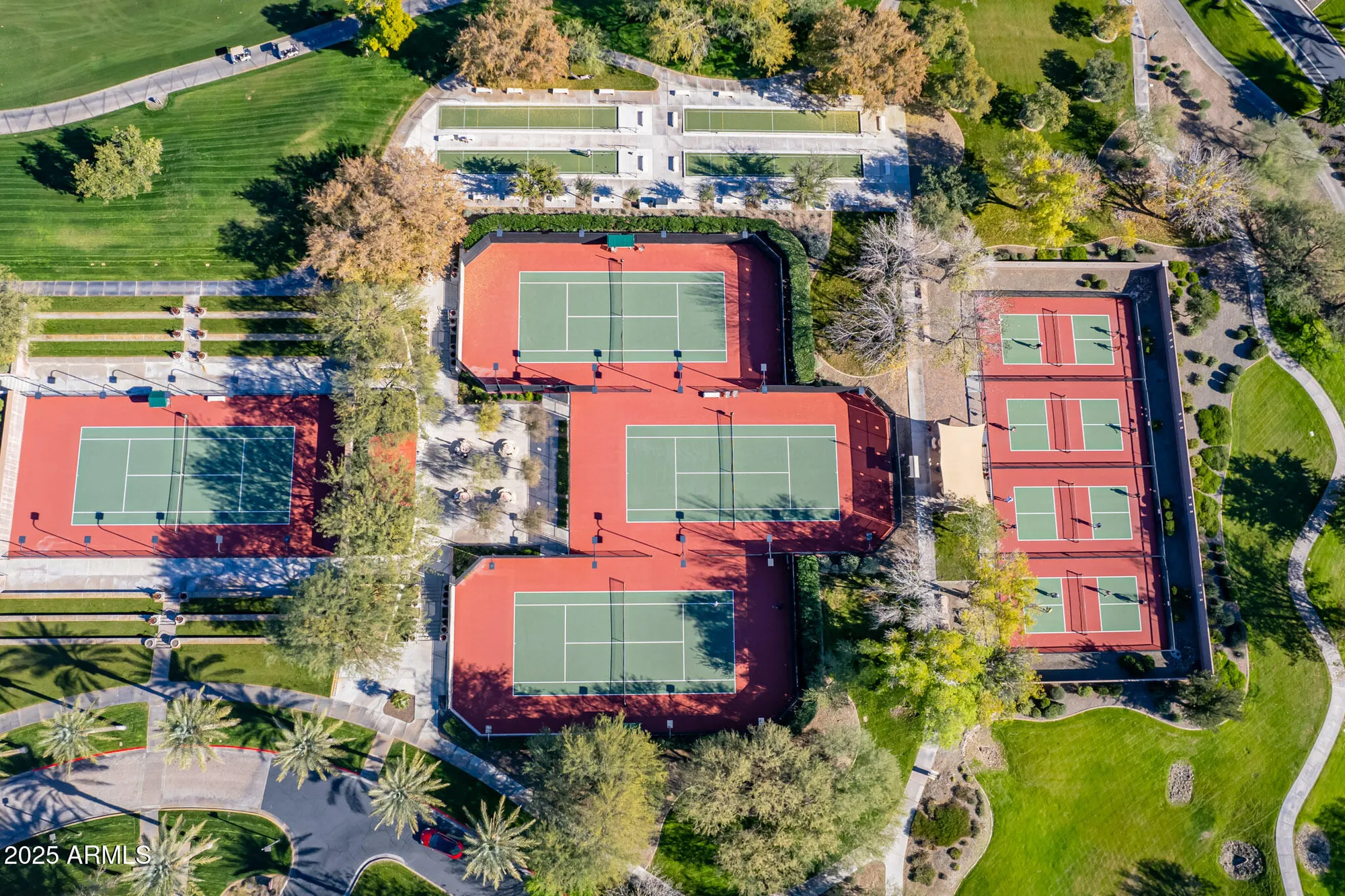 Property Slideshow image 72 of 75 | 12368 w running deer trl, Peoria, AZ, 85383