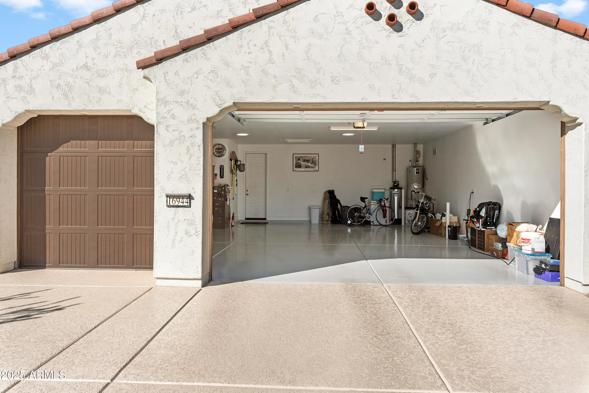 Property Slideshow image 4 of 39 | 16944 w coronado rd, Goodyear, AZ, 85395