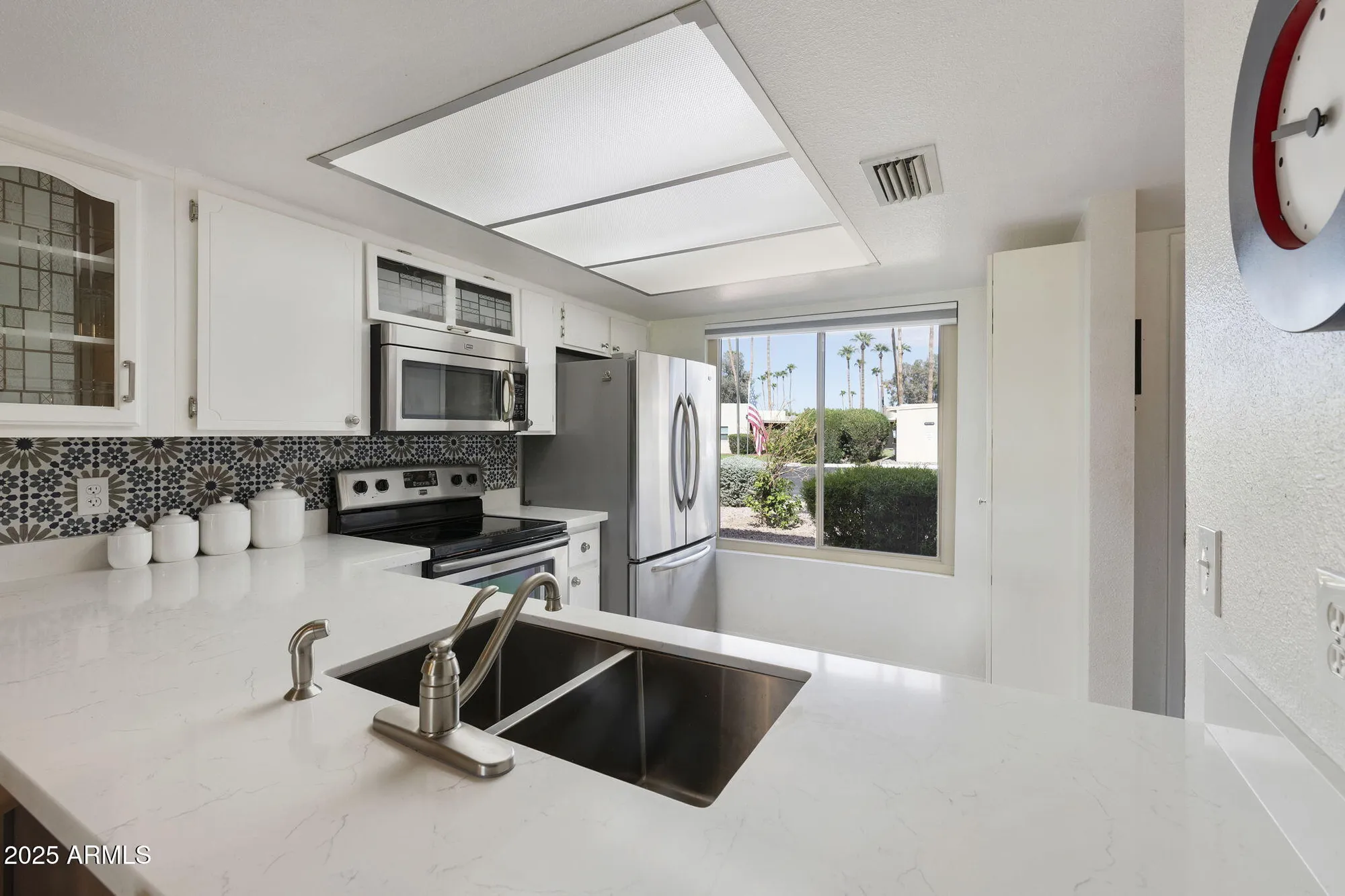 Property Slideshow image 4 of 42 | 611 s desert flower dr, Mesa, AZ, 85208