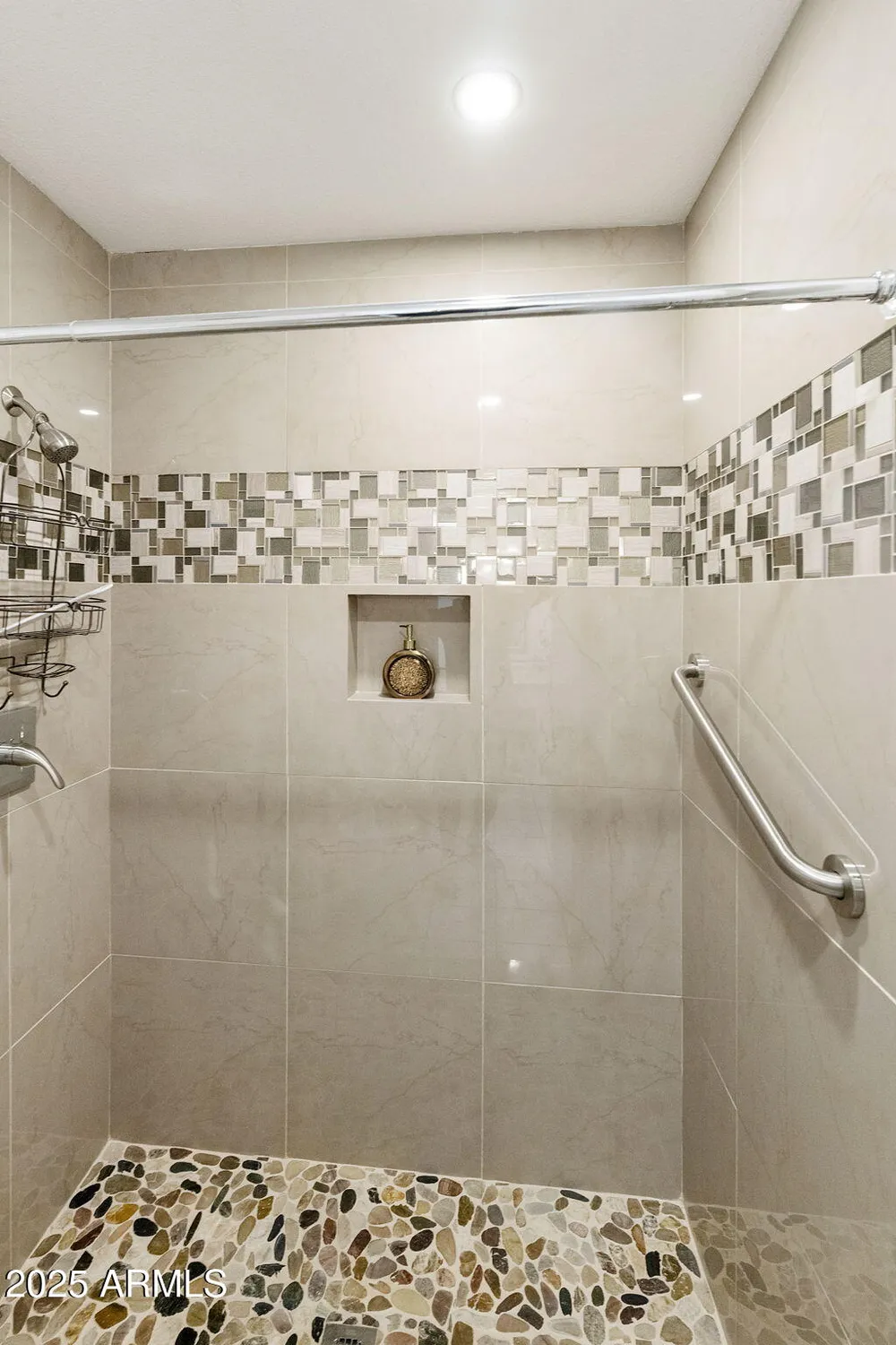 Property Slideshow image 17 of 42 | 611 s desert flower dr, Mesa, AZ, 85208