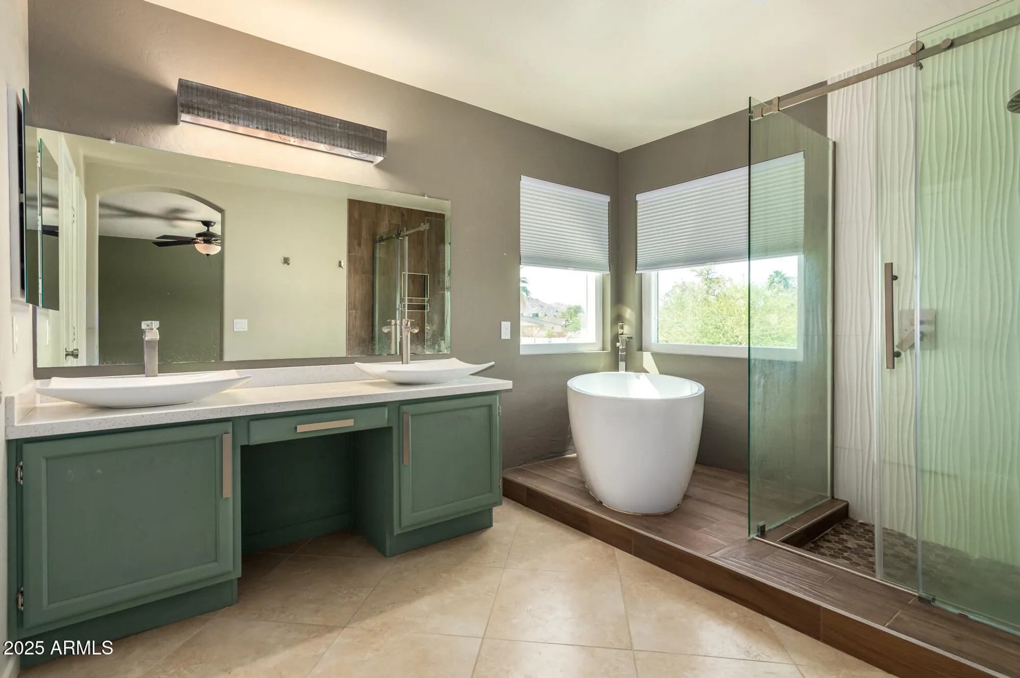 Property Slideshow image 10 of 17 | 4434 e bannock st, Phoenix, AZ, 85044