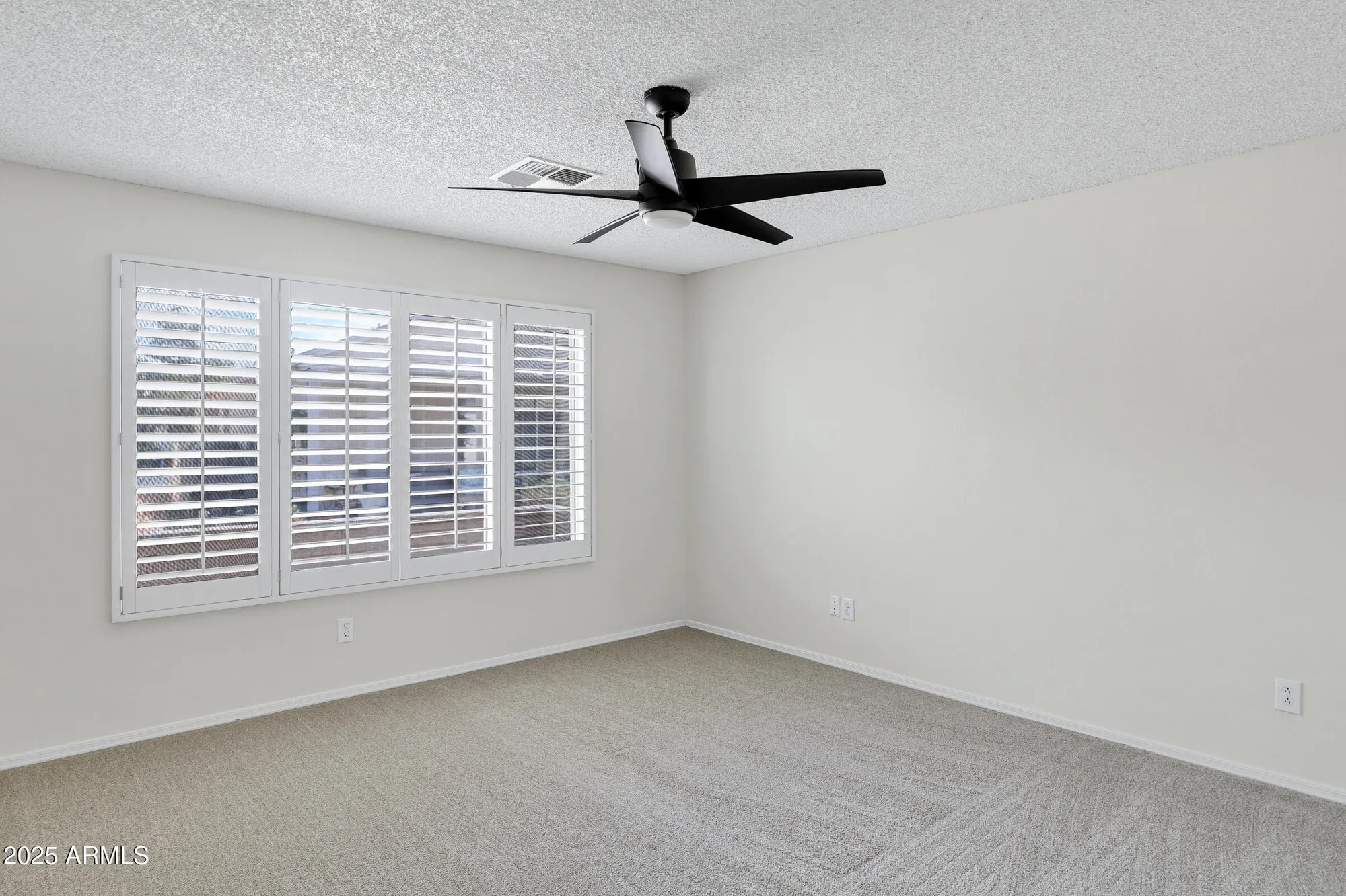 Property Slideshow image 18 of 23 | 1863 e buena vista dr, Chandler, AZ, 85249