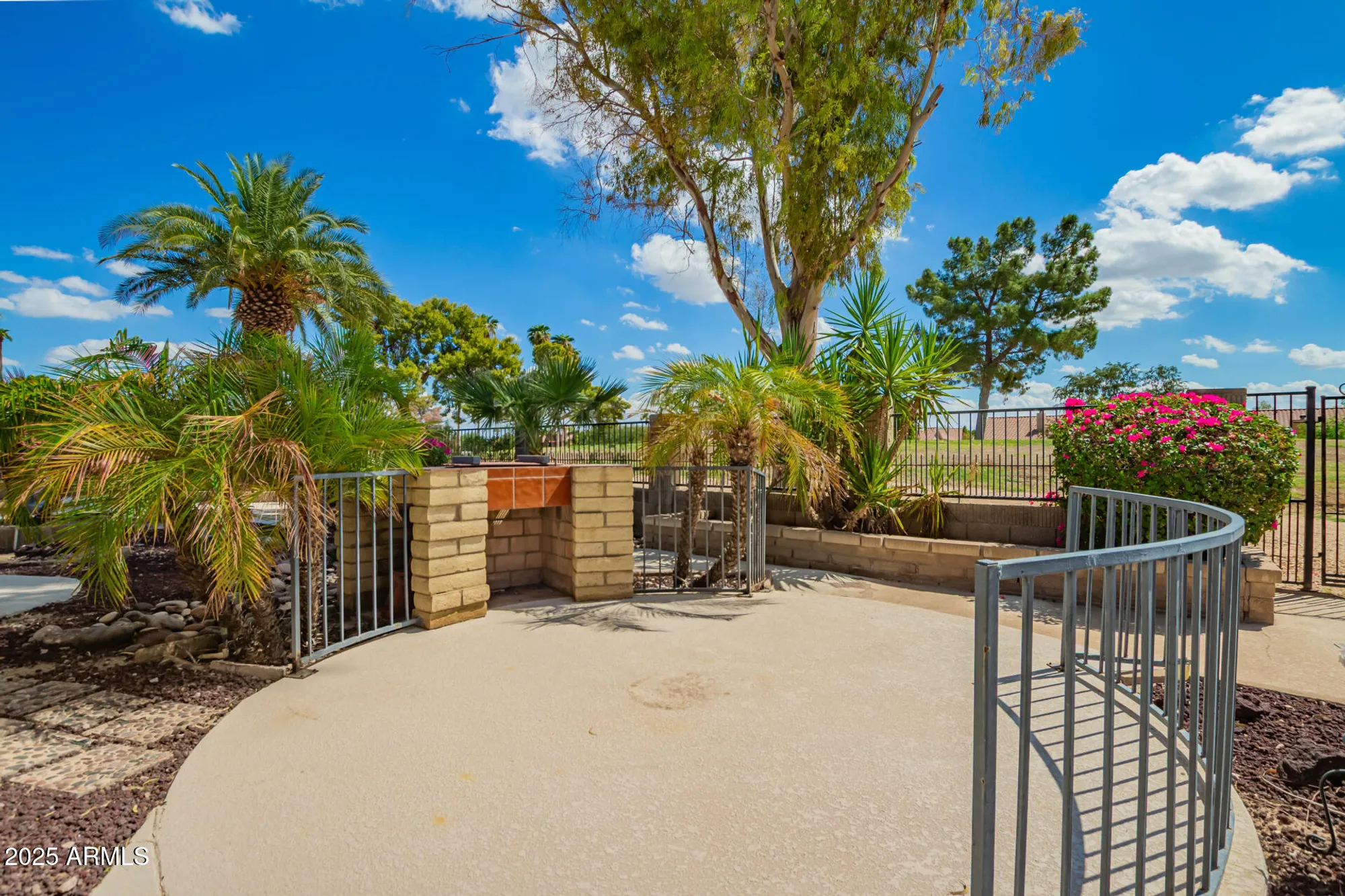 Property Slideshow image 12 of 34 | 11409 s tomah st, Phoenix, AZ, 85044