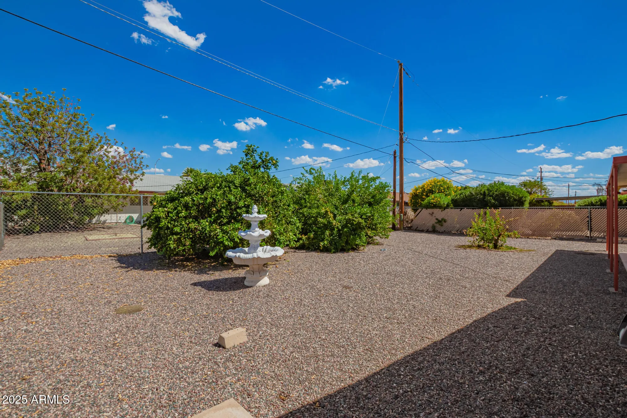 Property Slideshow image 7 of 25 | 12037 n thunderbird rd, Sun City, AZ, 85351