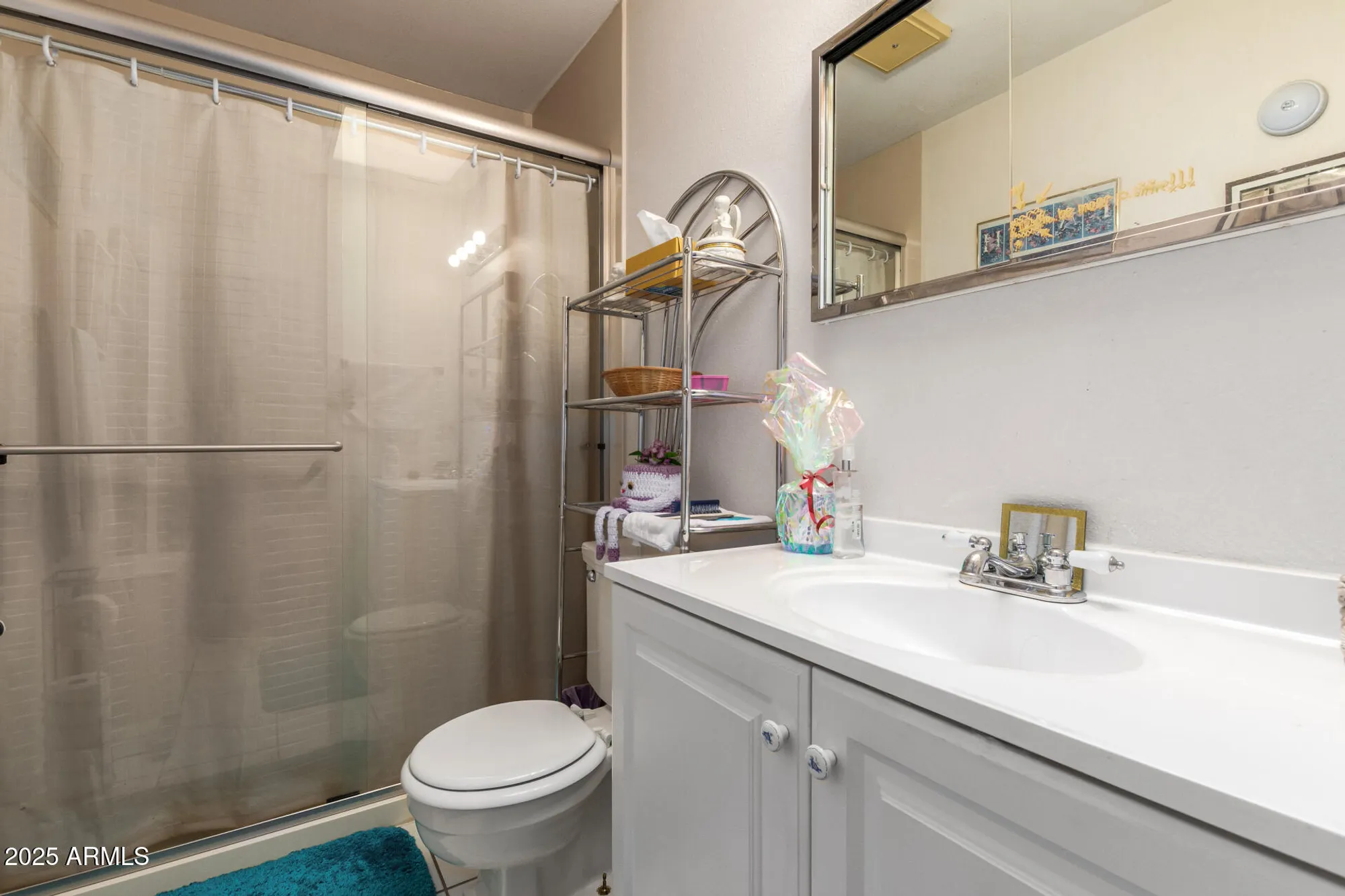 Property Slideshow image 18 of 25 | 12037 n thunderbird rd, Sun City, AZ, 85351