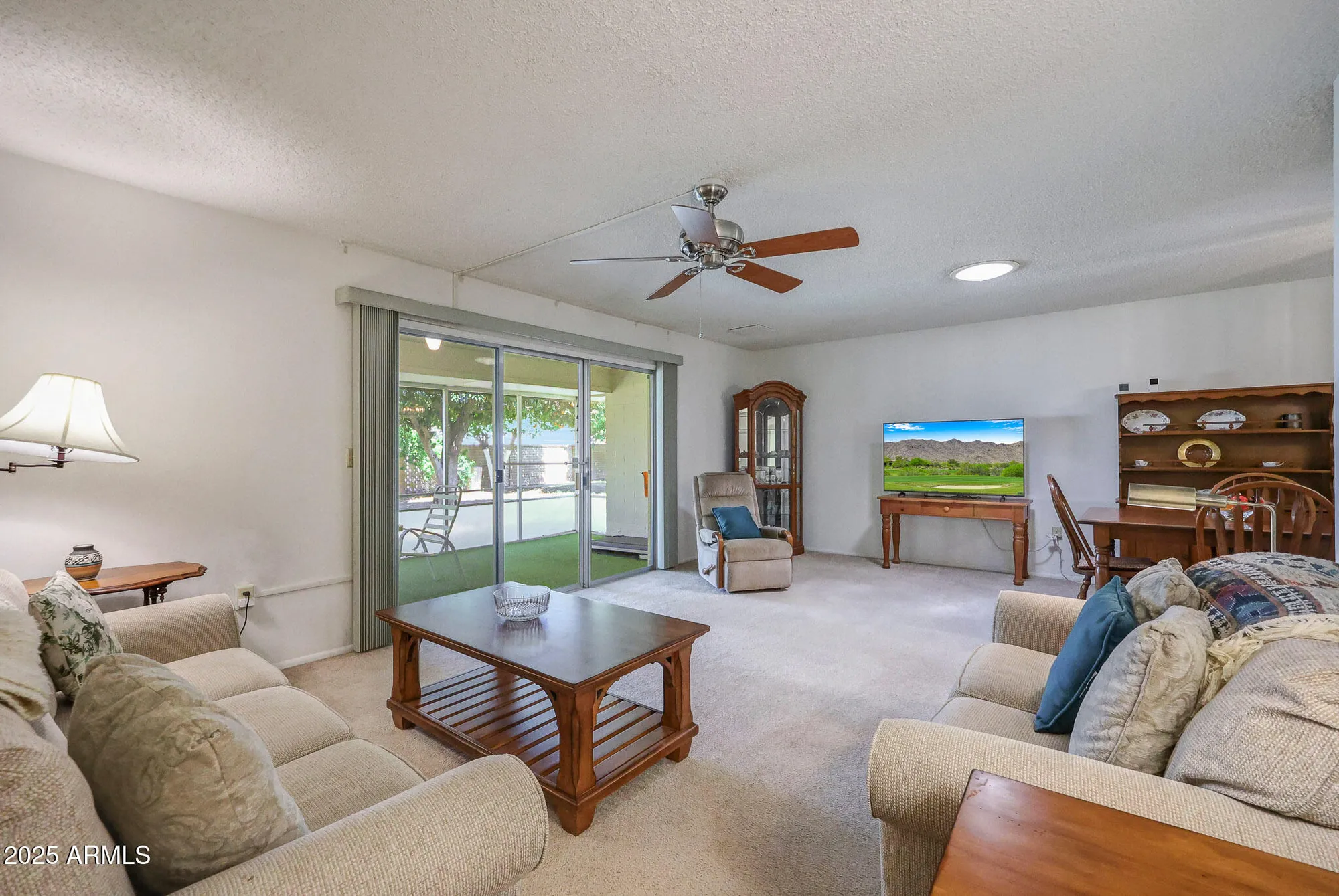 Property Slideshow image 10 of 39 | 10415 w camelot cir, Sun City, AZ, 85351