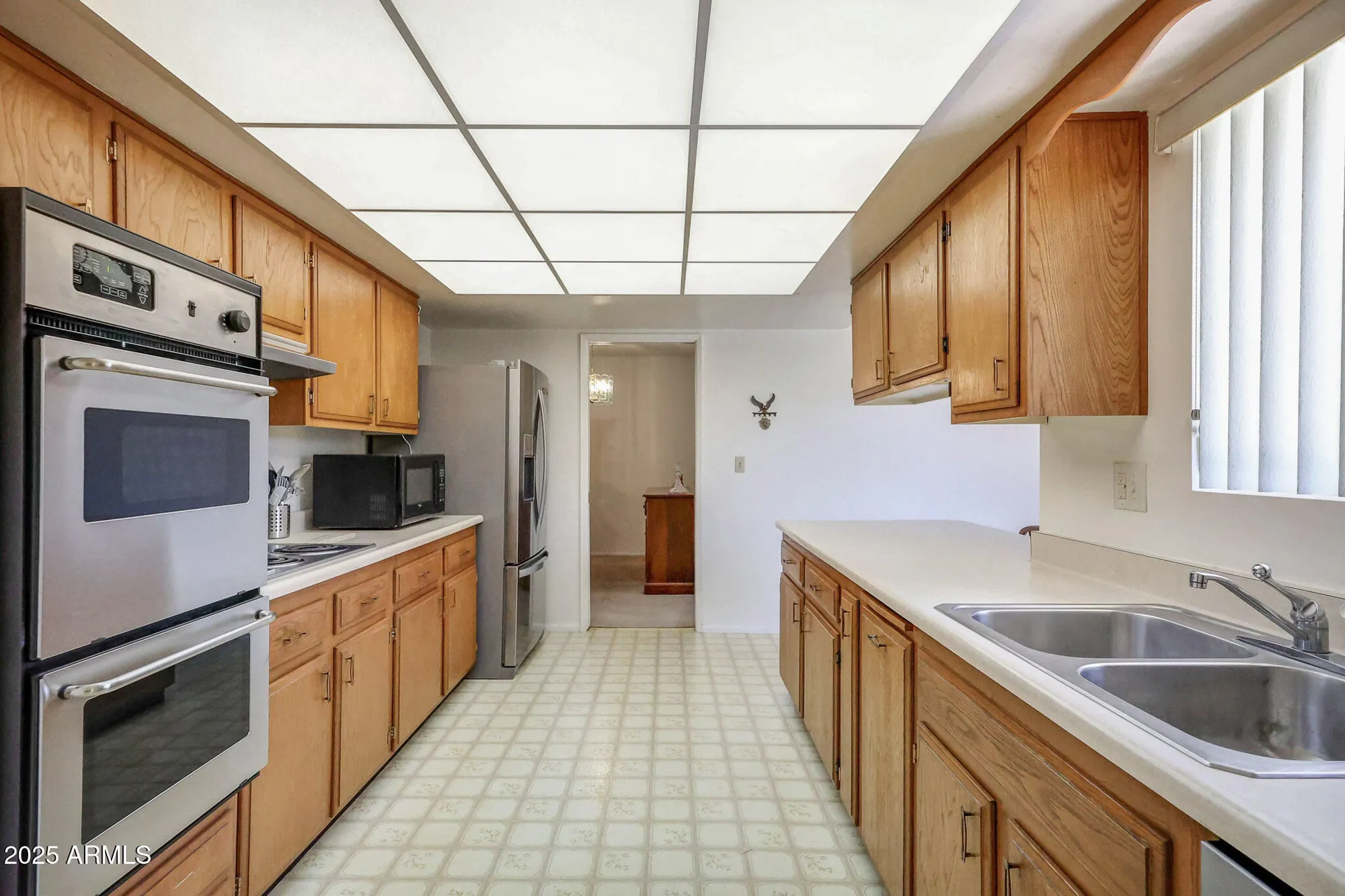 Property Slideshow image 5 of 39 | 10415 w camelot cir, Sun City, AZ, 85351