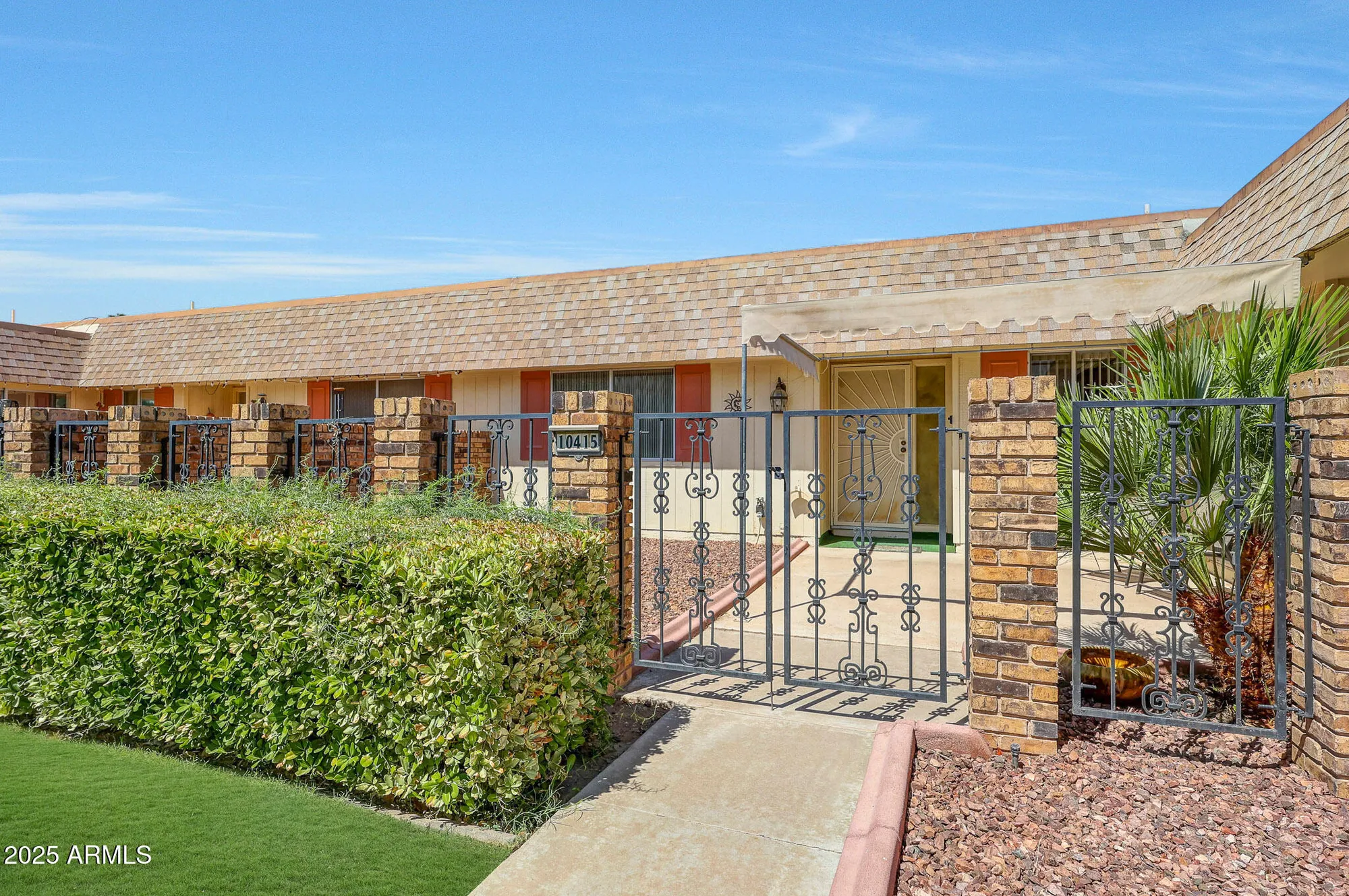 Property Slideshow image 9 of 39 | 10415 w camelot cir, Sun City, AZ, 85351