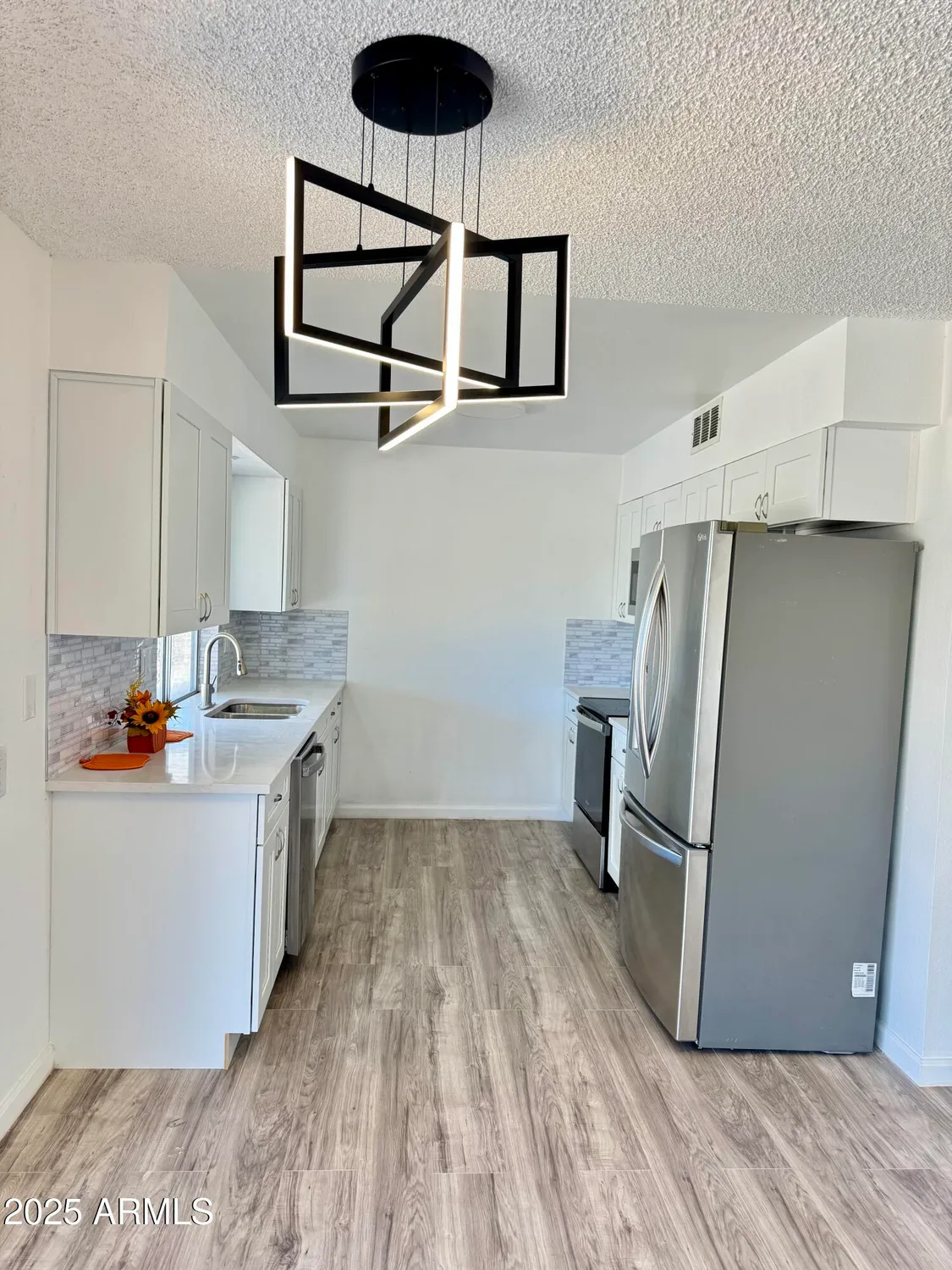 Property Slideshow image 13 of 29 | 14202 n lakeforest dr, Sun City, AZ, 85351