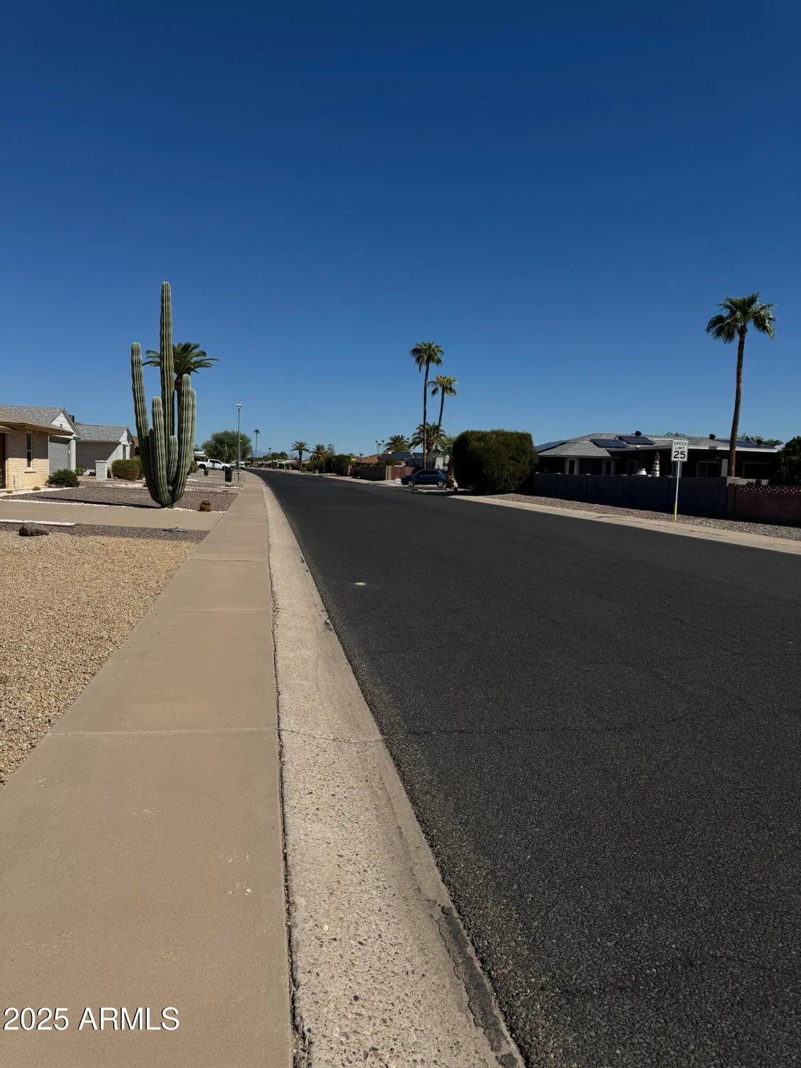 Property Slideshow image 4 of 29 | 14202 n lakeforest dr, Sun City, AZ, 85351