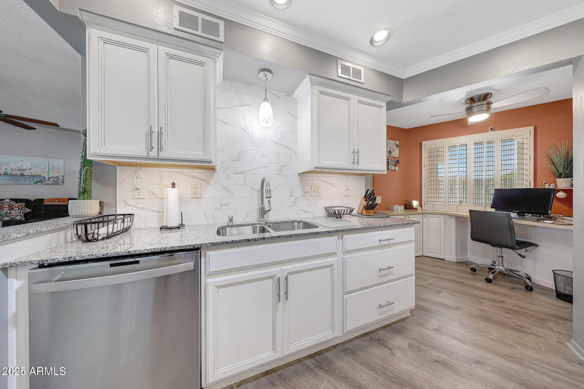 Property Slideshow image 14 of 37 | 13842 n 111th ave, Sun City, AZ, 85351