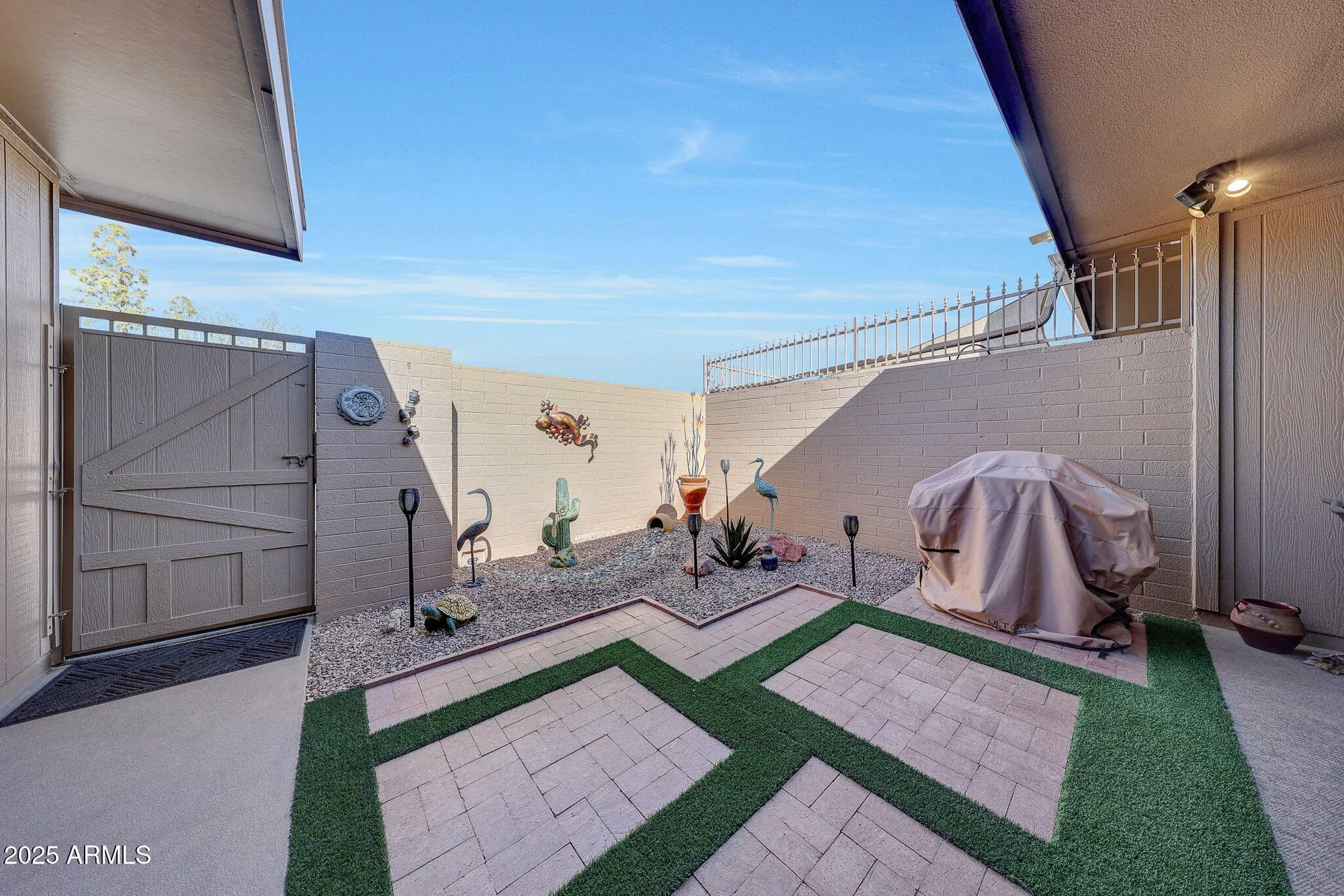 Property Slideshow image 30 of 37 | 13842 n 111th ave, Sun City, AZ, 85351