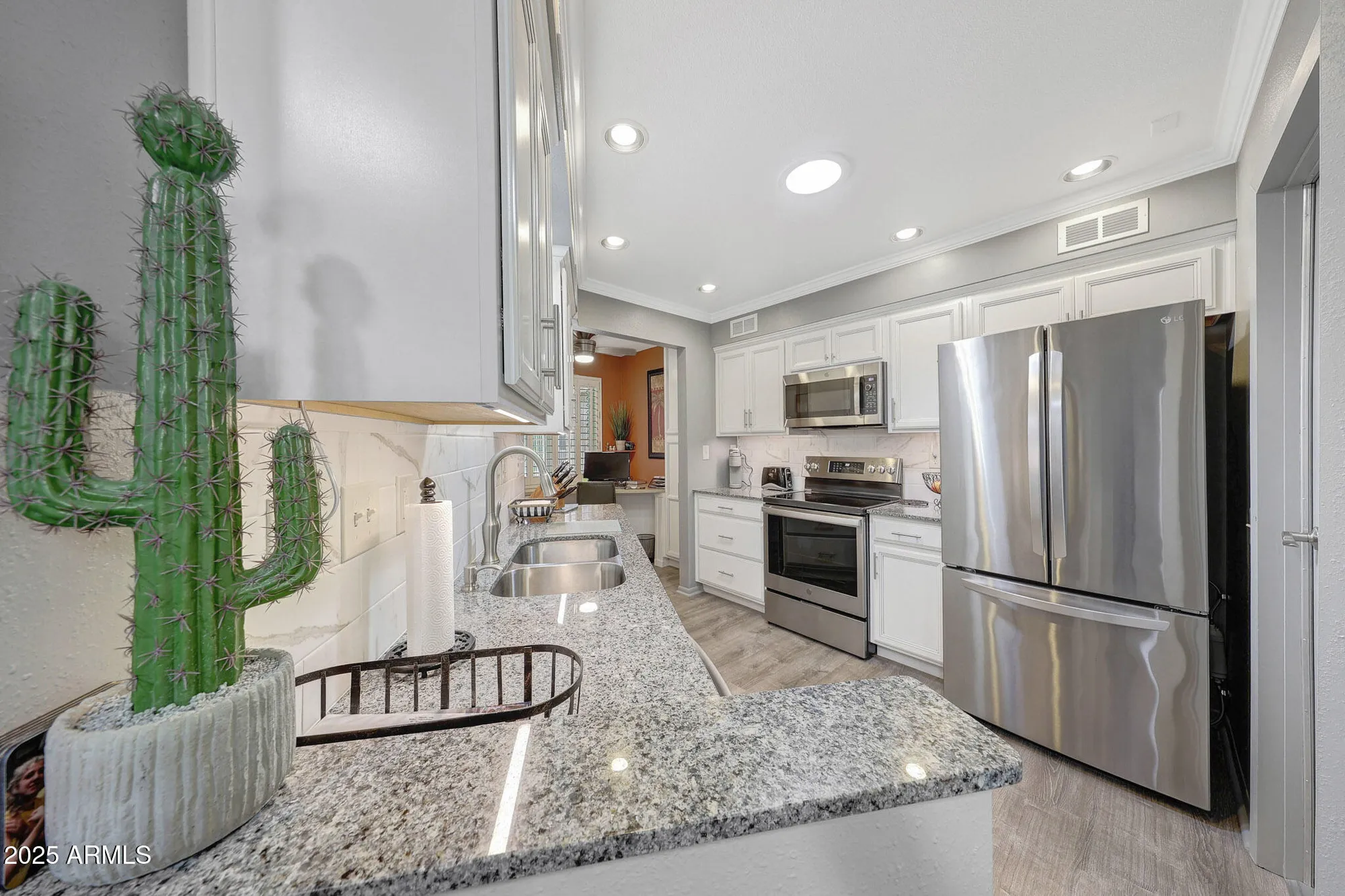 Property Slideshow image 16 of 37 | 13842 n 111th ave, Sun City, AZ, 85351