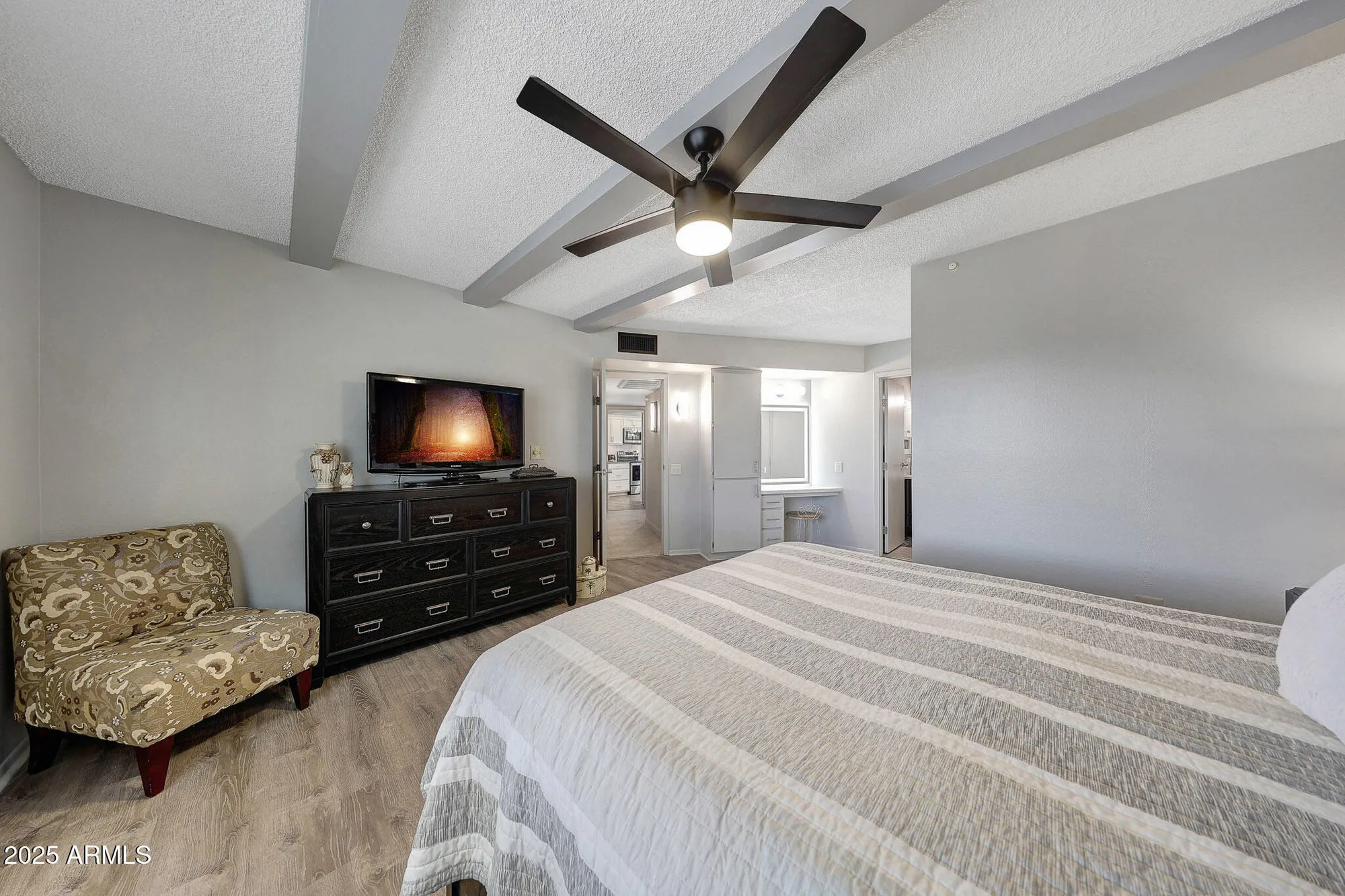 Property Slideshow image 4 of 37 | 13842 n 111th ave, Sun City, AZ, 85351