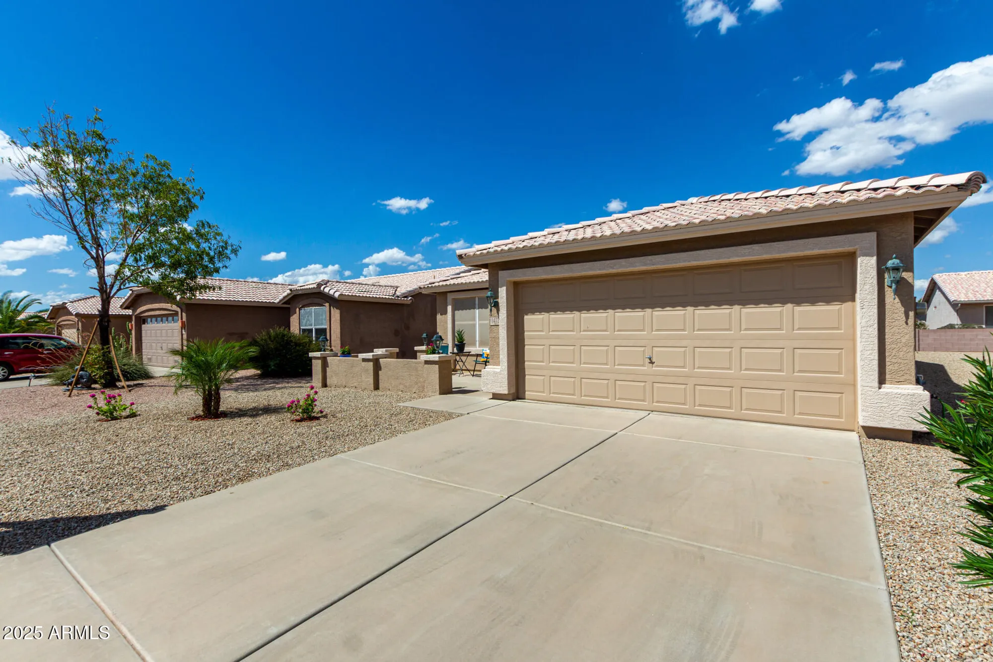 Property Slideshow image 3 of 21 | 1472 e torrey pines ln, Chandler, AZ, 85249