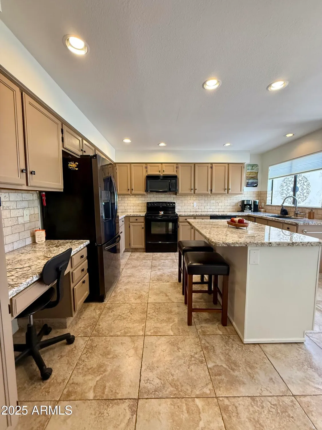 Property Slideshow image 11 of 36 | 18804 n 95th ave, Peoria, AZ, 85382