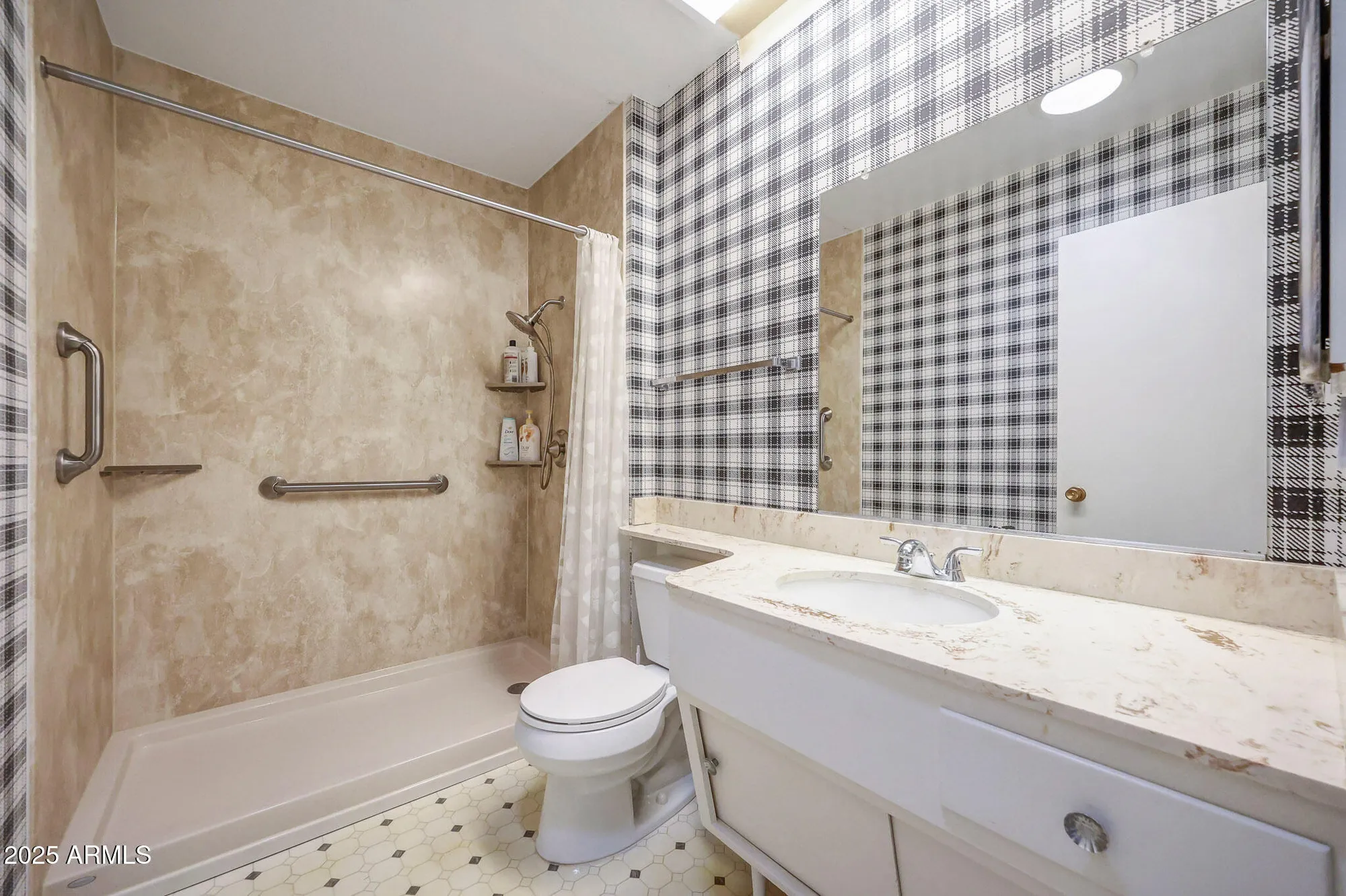 Property Slideshow image 30 of 39 | 10415 w camelot cir, Sun City, AZ, 85351