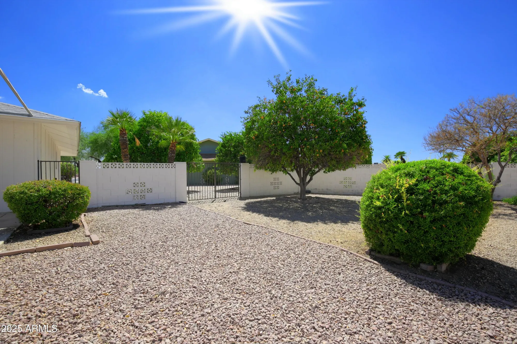 Property Slideshow image 21 of 31 | 10134 w pine springs dr, Sun City, AZ, 85373