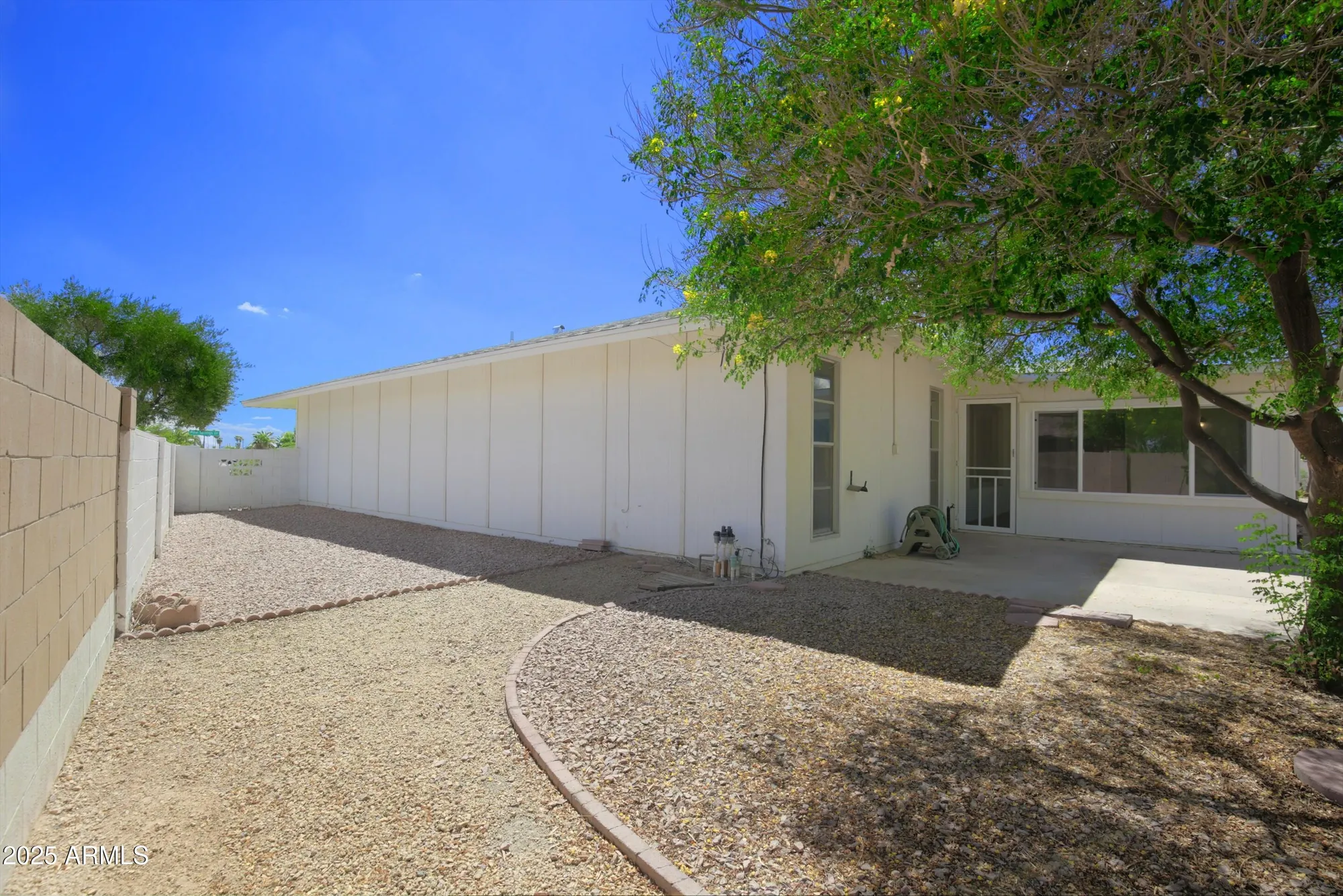 Property Slideshow image 22 of 31 | 10134 w pine springs dr, Sun City, AZ, 85373