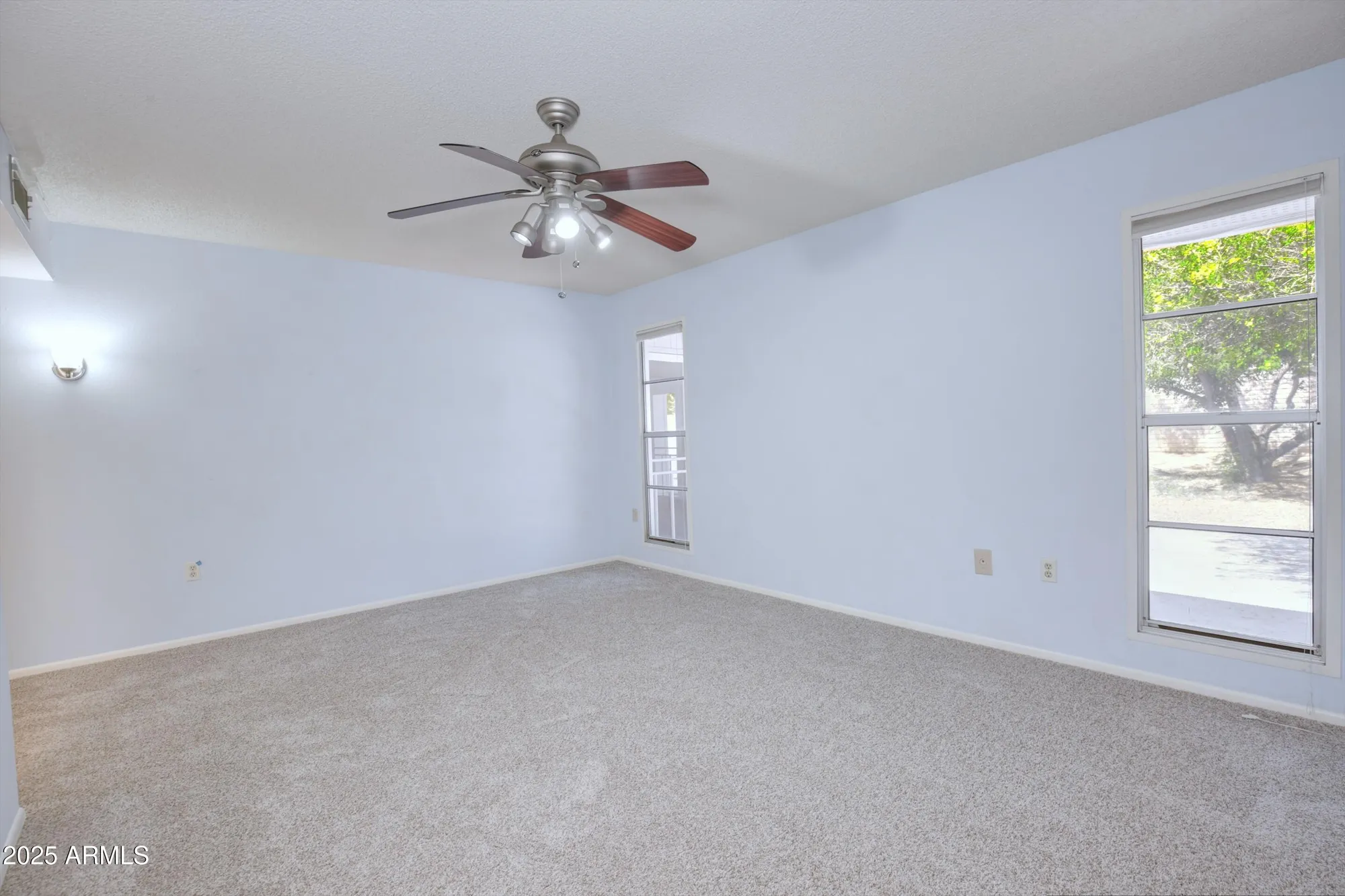 Property Slideshow image 16 of 31 | 10134 w pine springs dr, Sun City, AZ, 85373