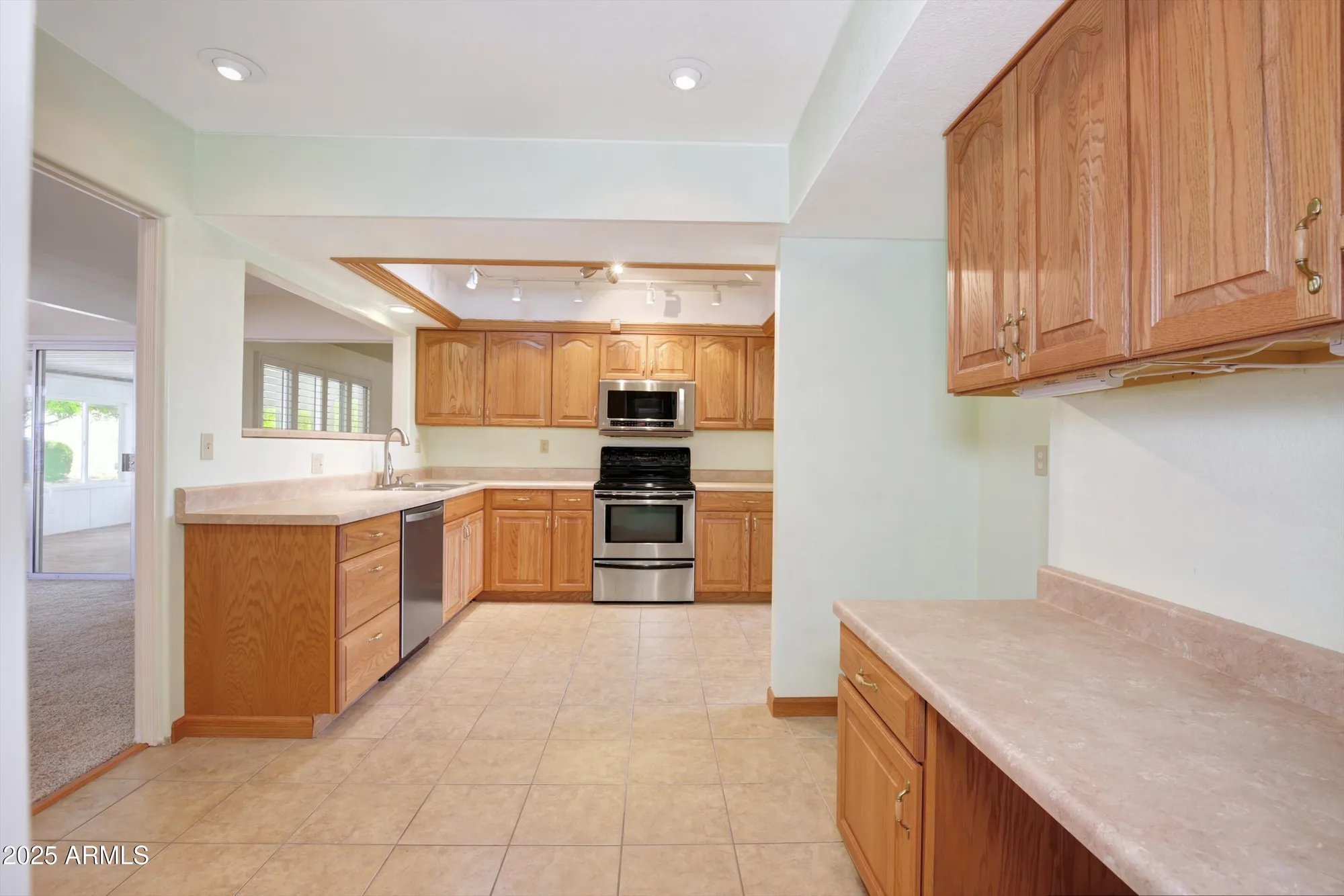 Property Slideshow image 5 of 31 | 10134 w pine springs dr, Sun City, AZ, 85373