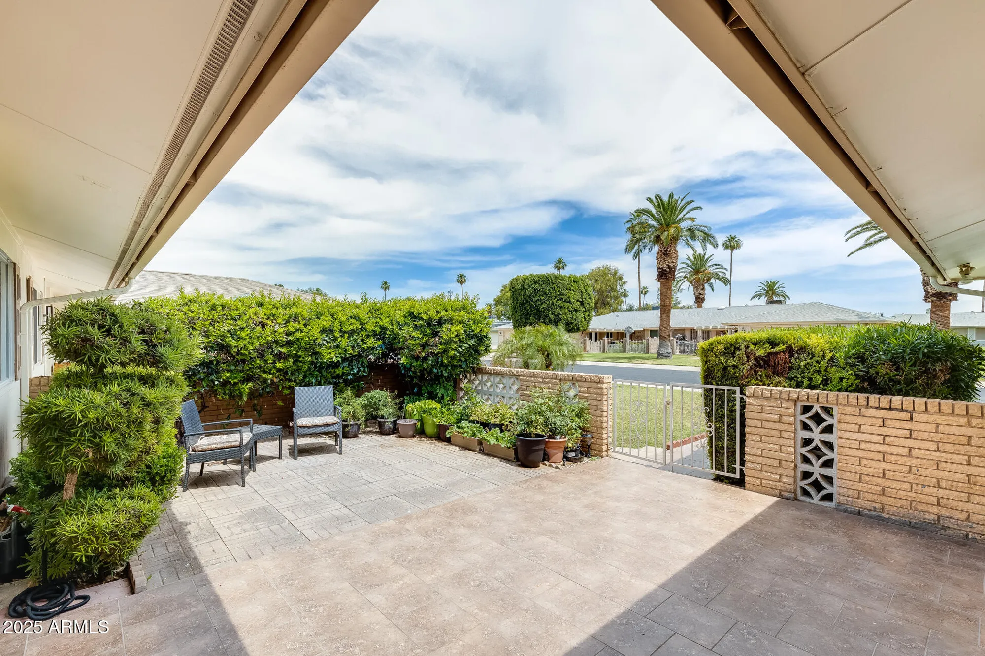 Property Slideshow image 11 of 49 | 10137 w forrester dr, Sun City, AZ, 85351