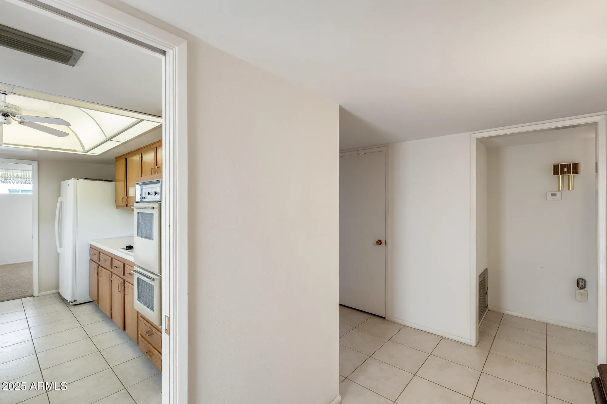 Property Slideshow image 13 of 49 | 10137 w forrester dr, Sun City, AZ, 85351