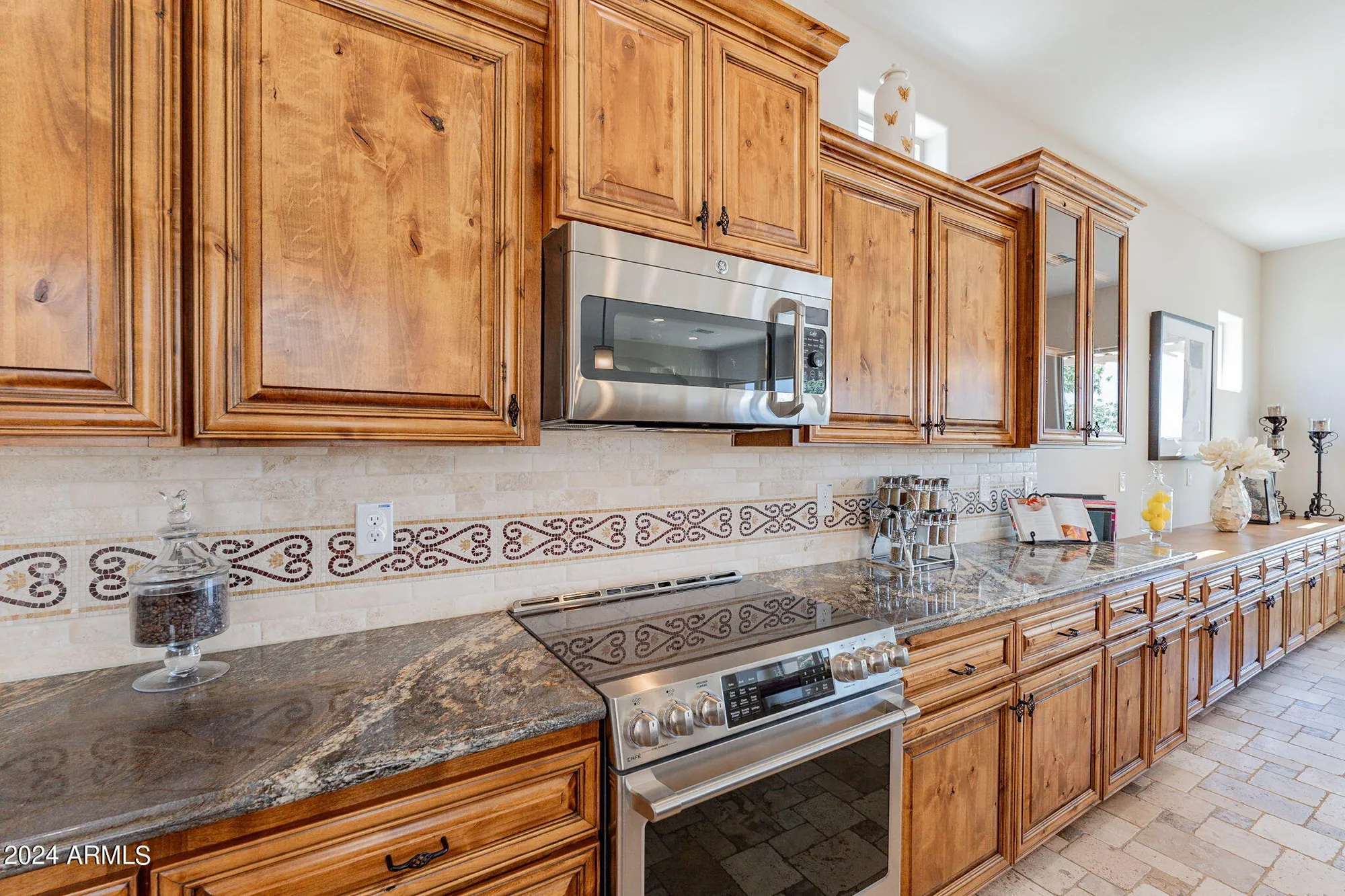 Property Slideshow image 11 of 43 | 593 e peach tree st, Queen Creek, AZ, 85140
