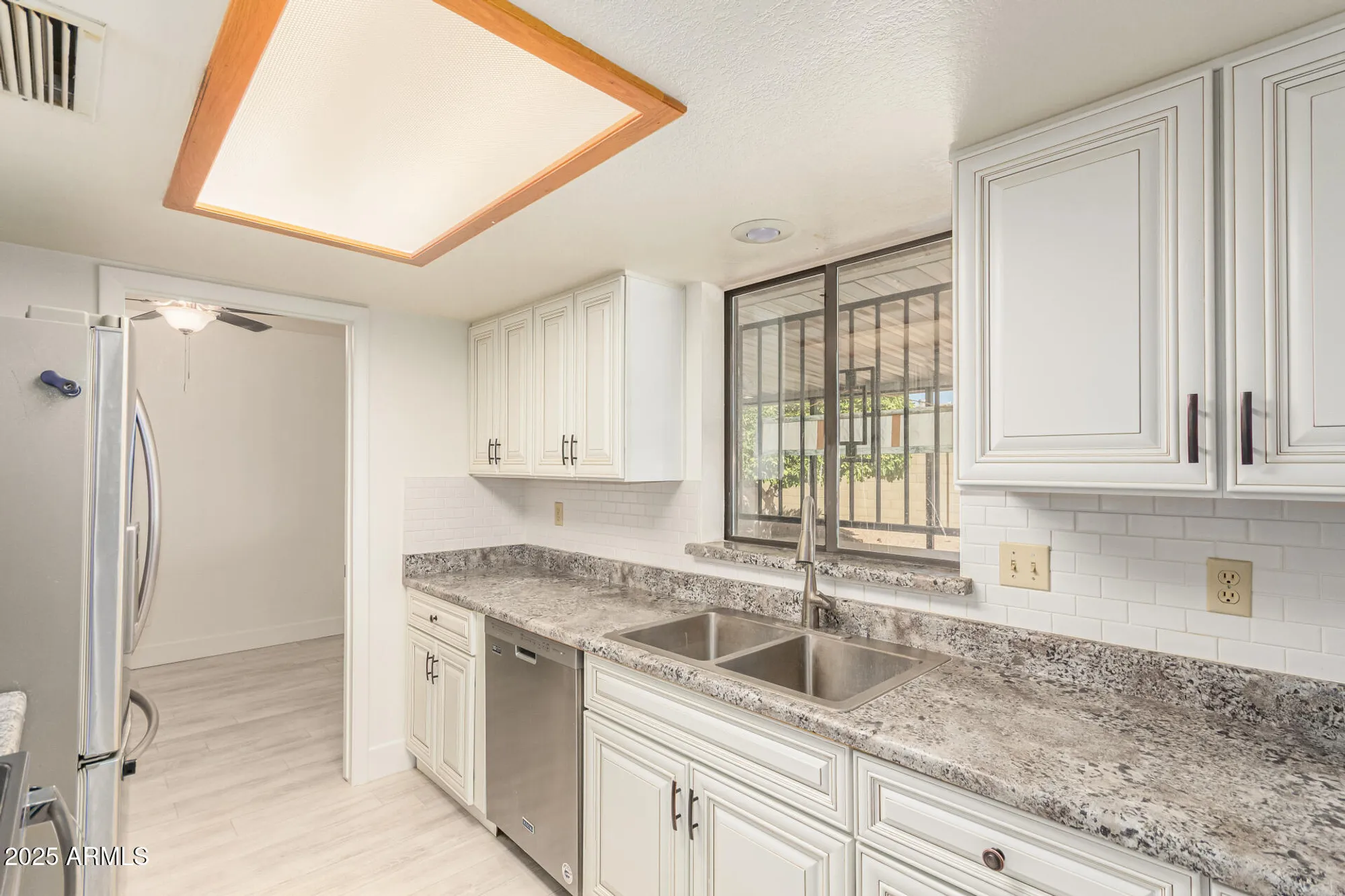 Property Slideshow image 11 of 30 | 9564 w purdue ave, Peoria, AZ, 85345