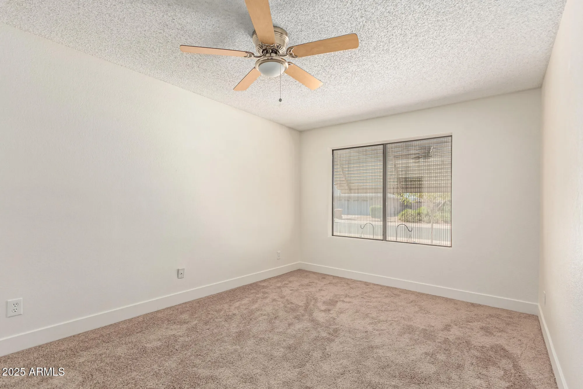 Property Slideshow image 15 of 30 | 9564 w purdue ave, Peoria, AZ, 85345