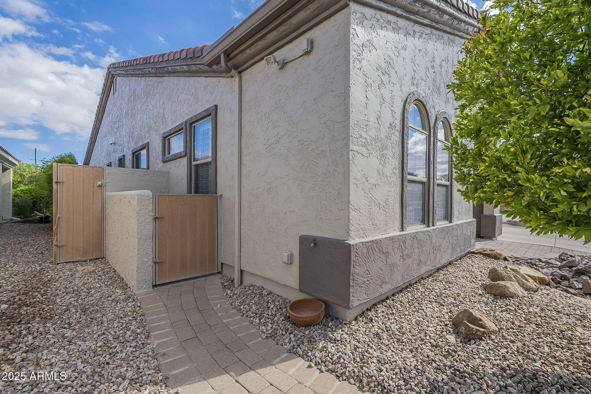 Property Slideshow image 4 of 81 | 4644 e sourwood dr, Gilbert, AZ, 85298