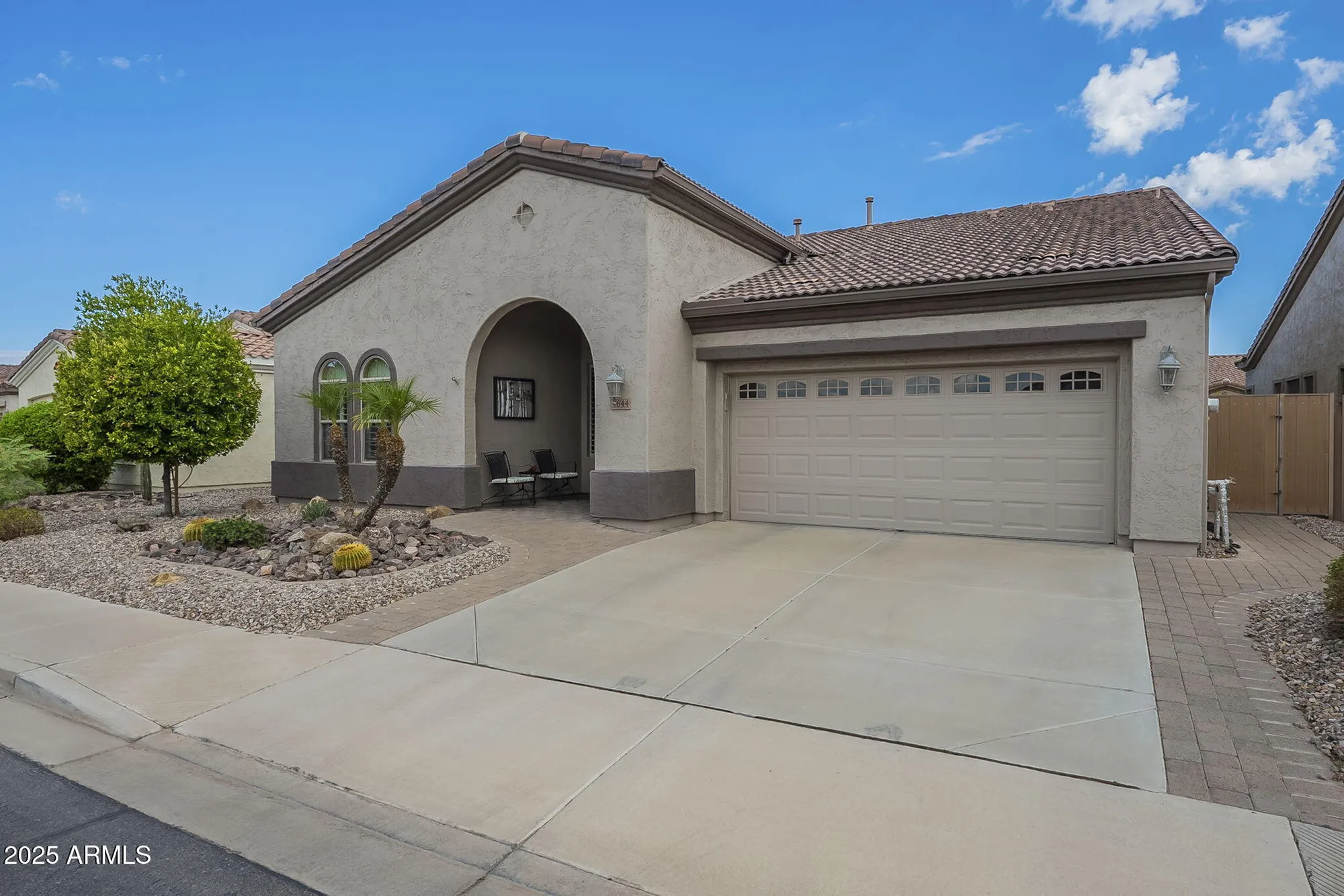 Property Slideshow image 1 of 81 | 4644 e sourwood dr, Gilbert, AZ, 85298