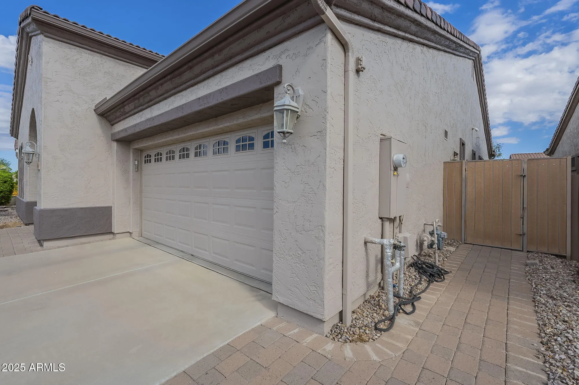 Property Slideshow image 3 of 81 | 4644 e sourwood dr, Gilbert, AZ, 85298