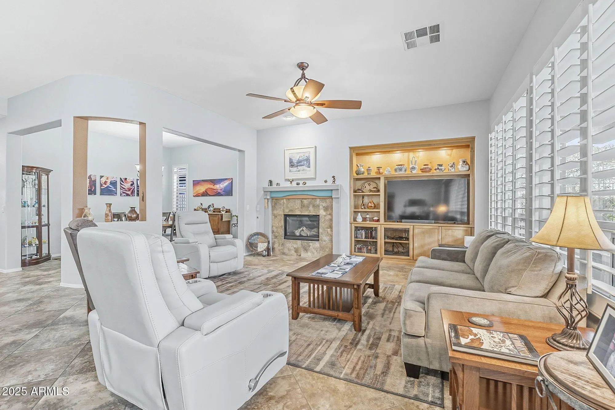 Property Slideshow image 18 of 81 | 4644 e sourwood dr, Gilbert, AZ, 85298