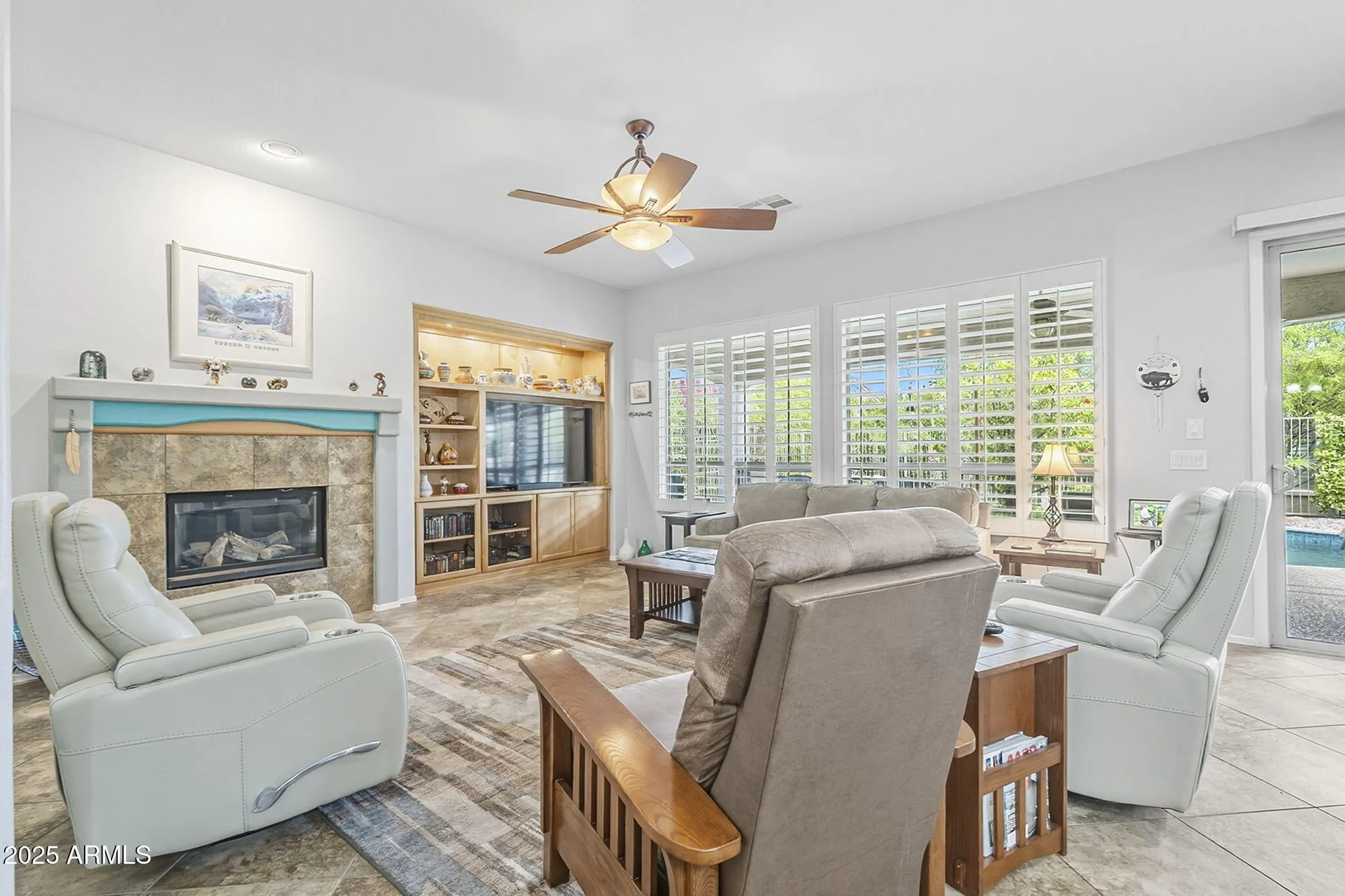 Property Slideshow image 19 of 81 | 4644 e sourwood dr, Gilbert, AZ, 85298