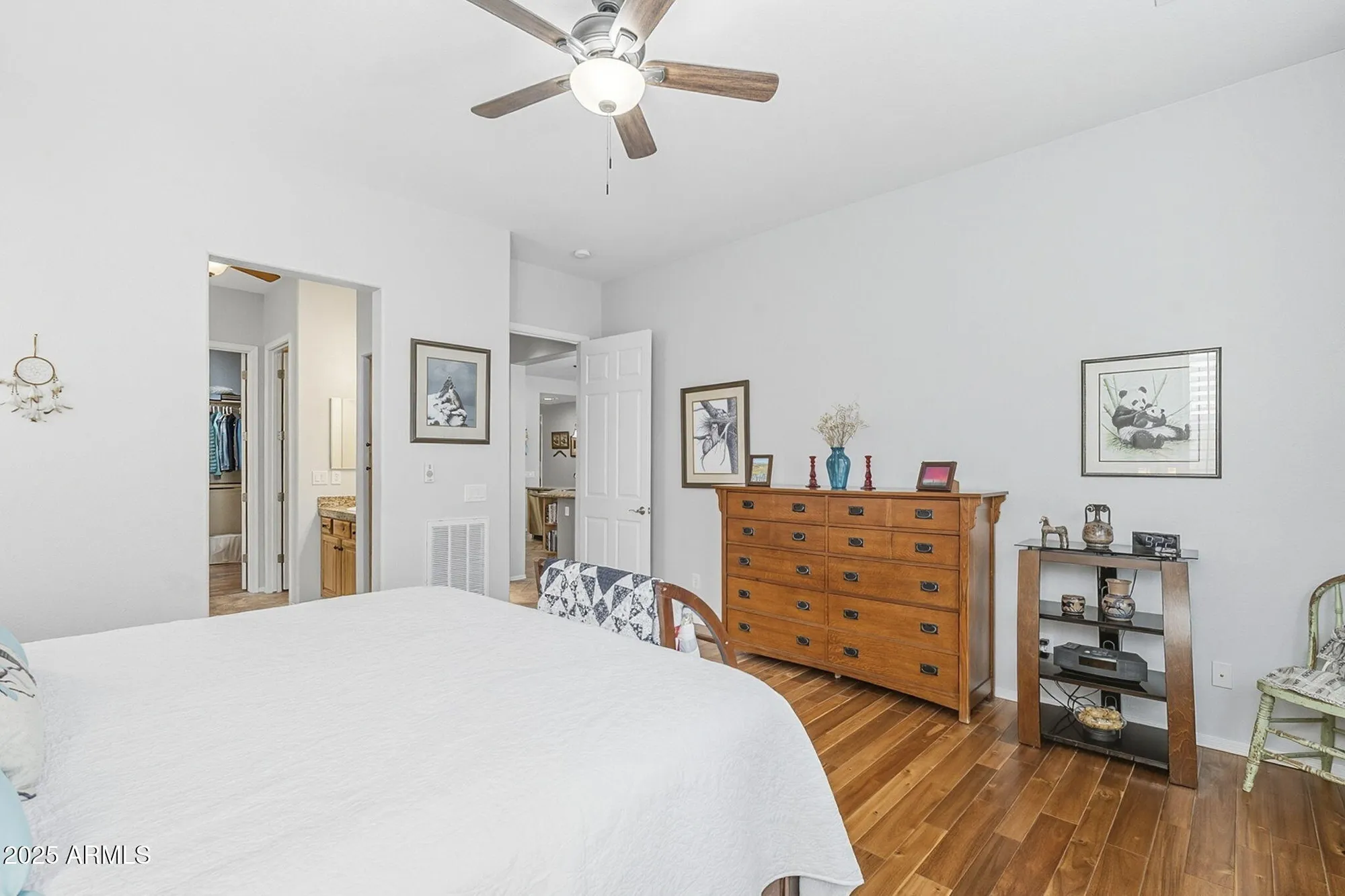 Property Slideshow image 38 of 81 | 4644 e sourwood dr, Gilbert, AZ, 85298