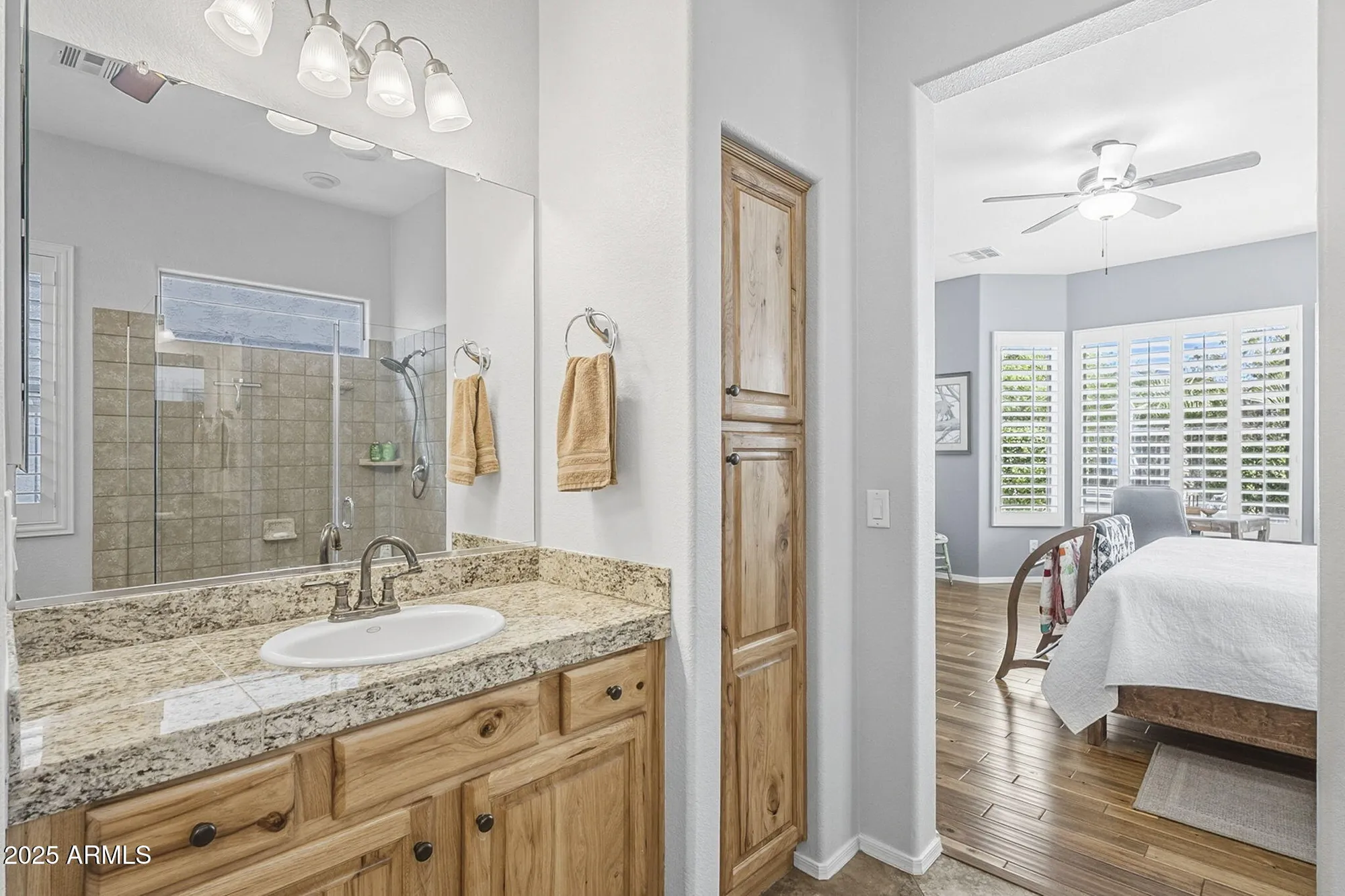 Property Slideshow image 41 of 81 | 4644 e sourwood dr, Gilbert, AZ, 85298