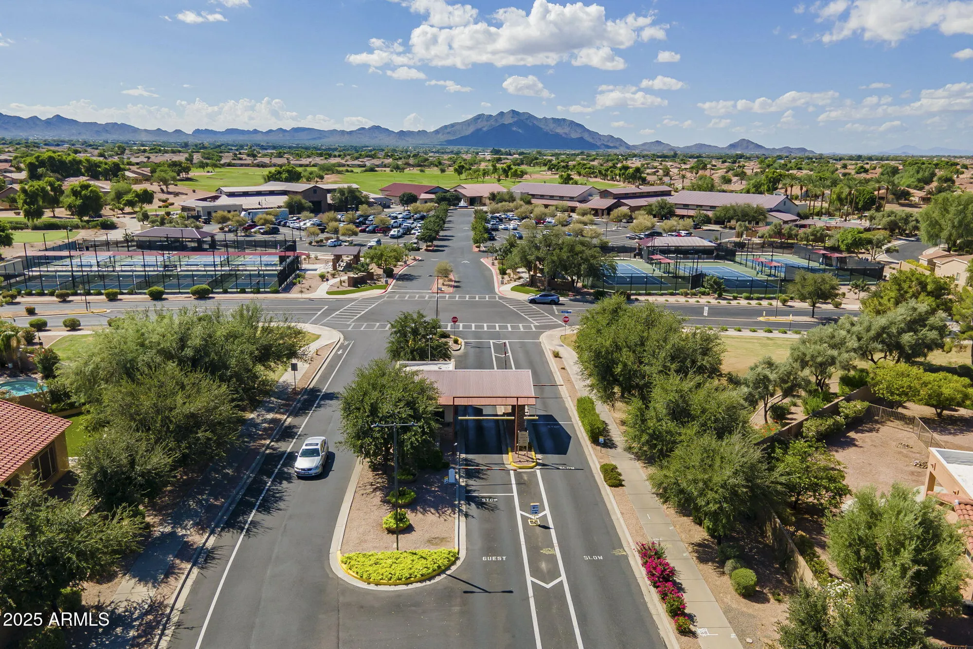 Property Slideshow image 67 of 81 | 4644 e sourwood dr, Gilbert, AZ, 85298